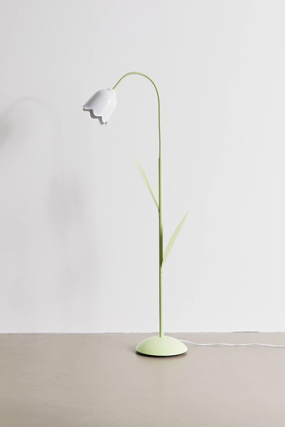 ISO the Renae Tulip Lamp from Urban Outfitters! Does anyone know where