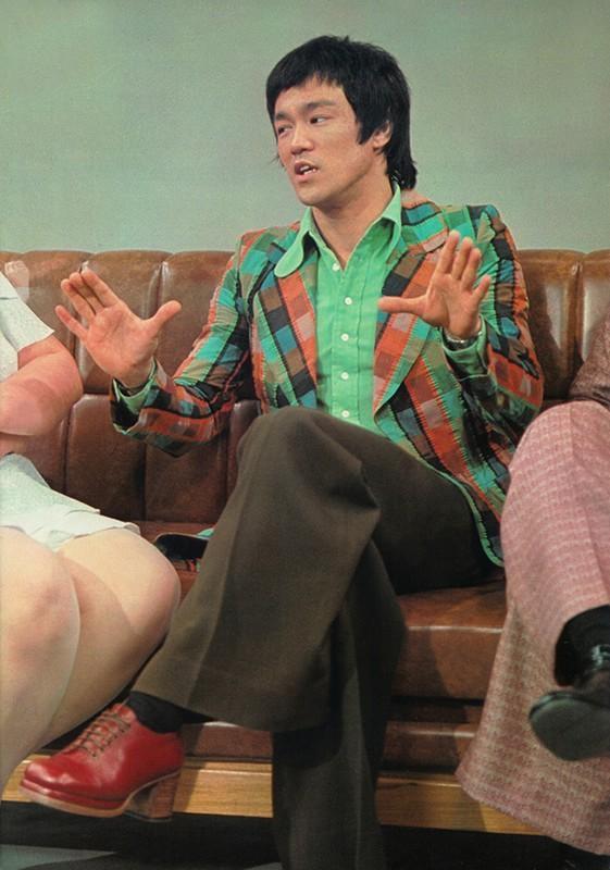Bruce Lee on a Hong Kong TV Show (1972) r/OldSchoolCool