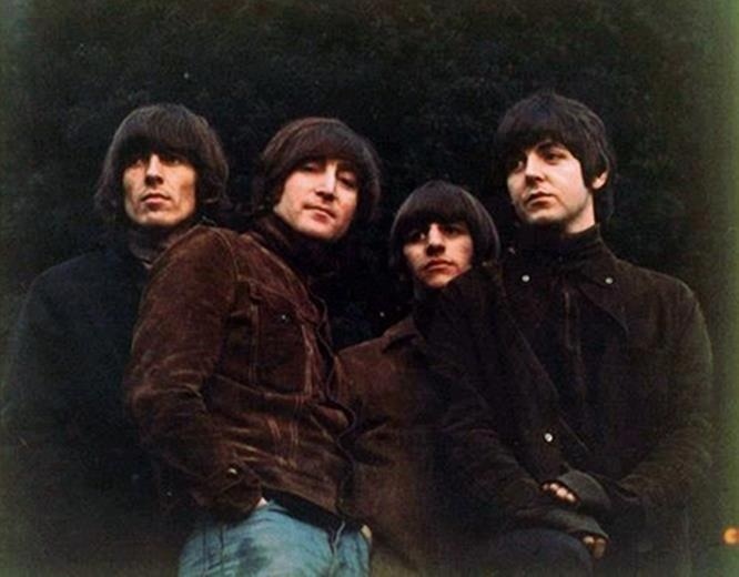 The original unwarped Rubber Soul photo r/beatles