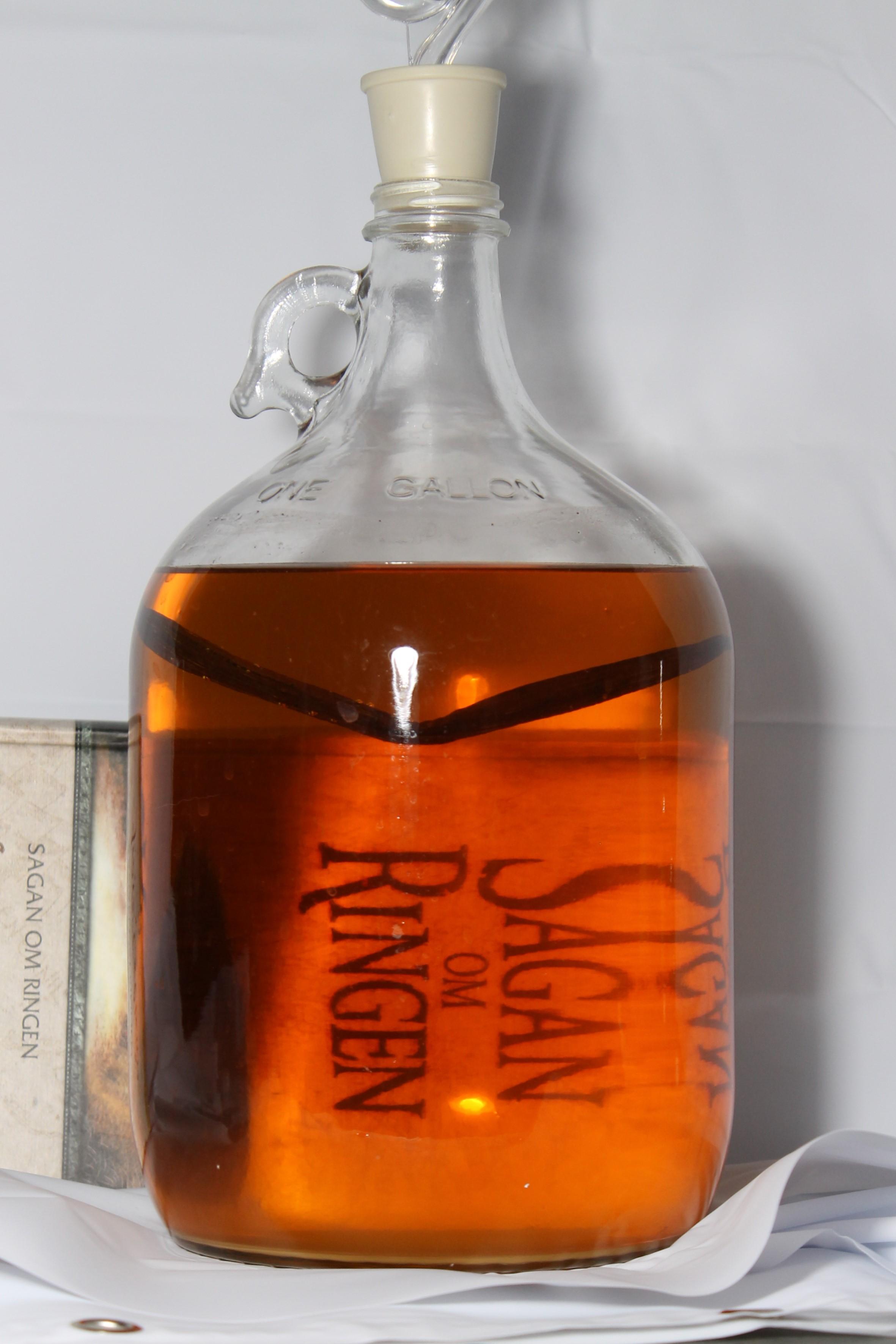 Rooiboos Caramel Vanilla Mead r/mead