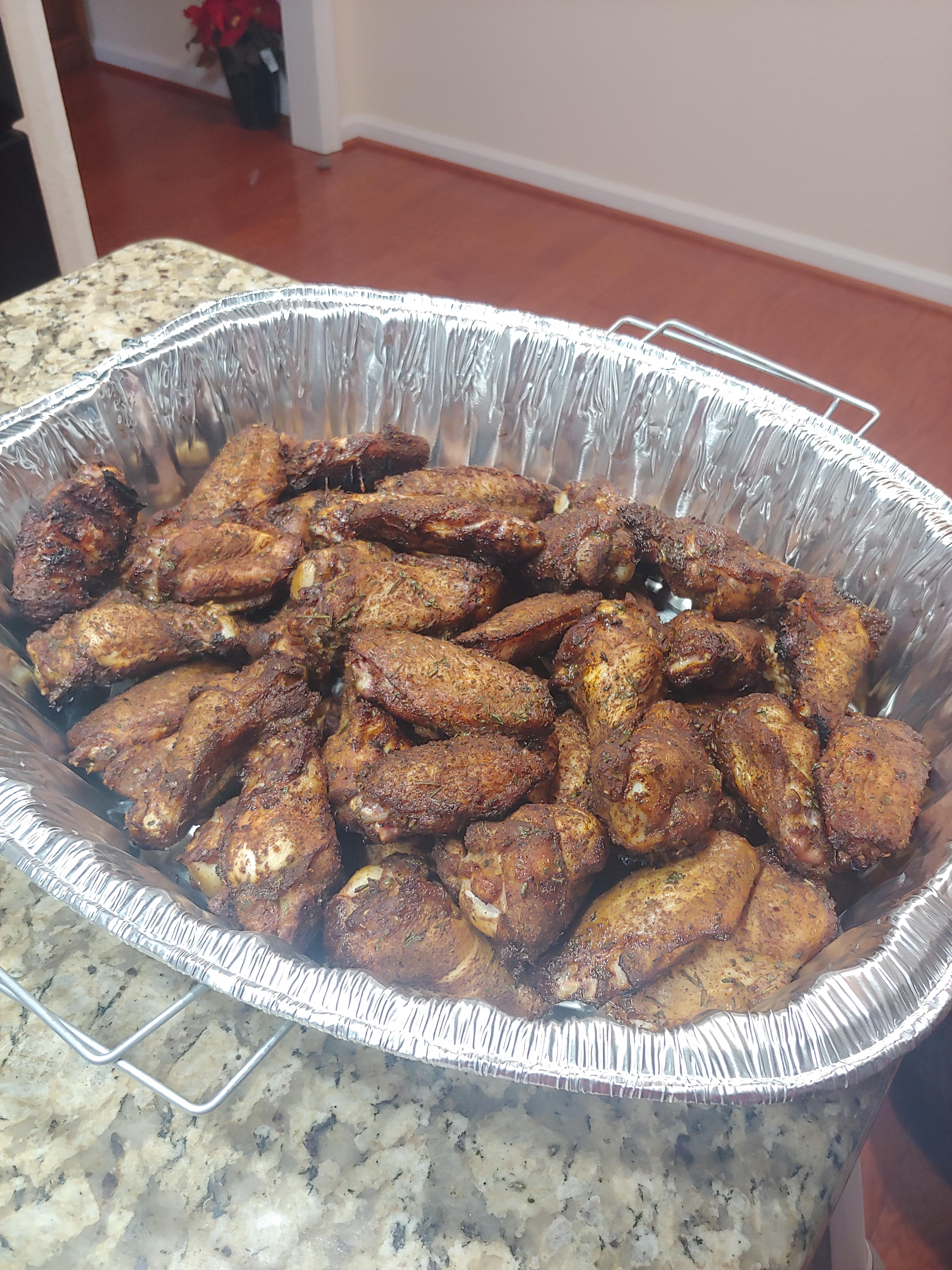 8 pounds of NYE applewood smoked chicken wings. r/BBQ