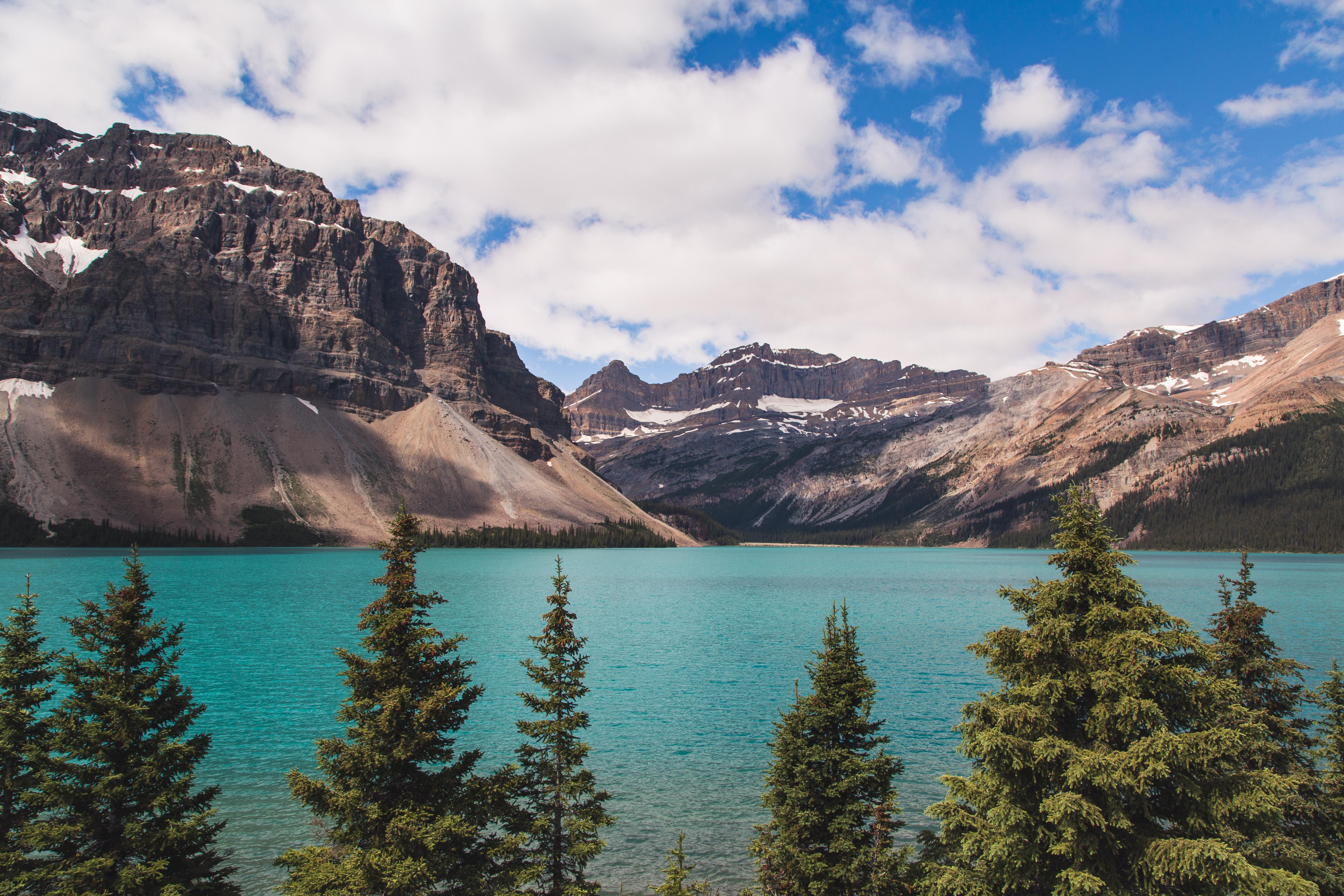Bow Lake Alberta [5472 × 3648] OC r/EarthPorn