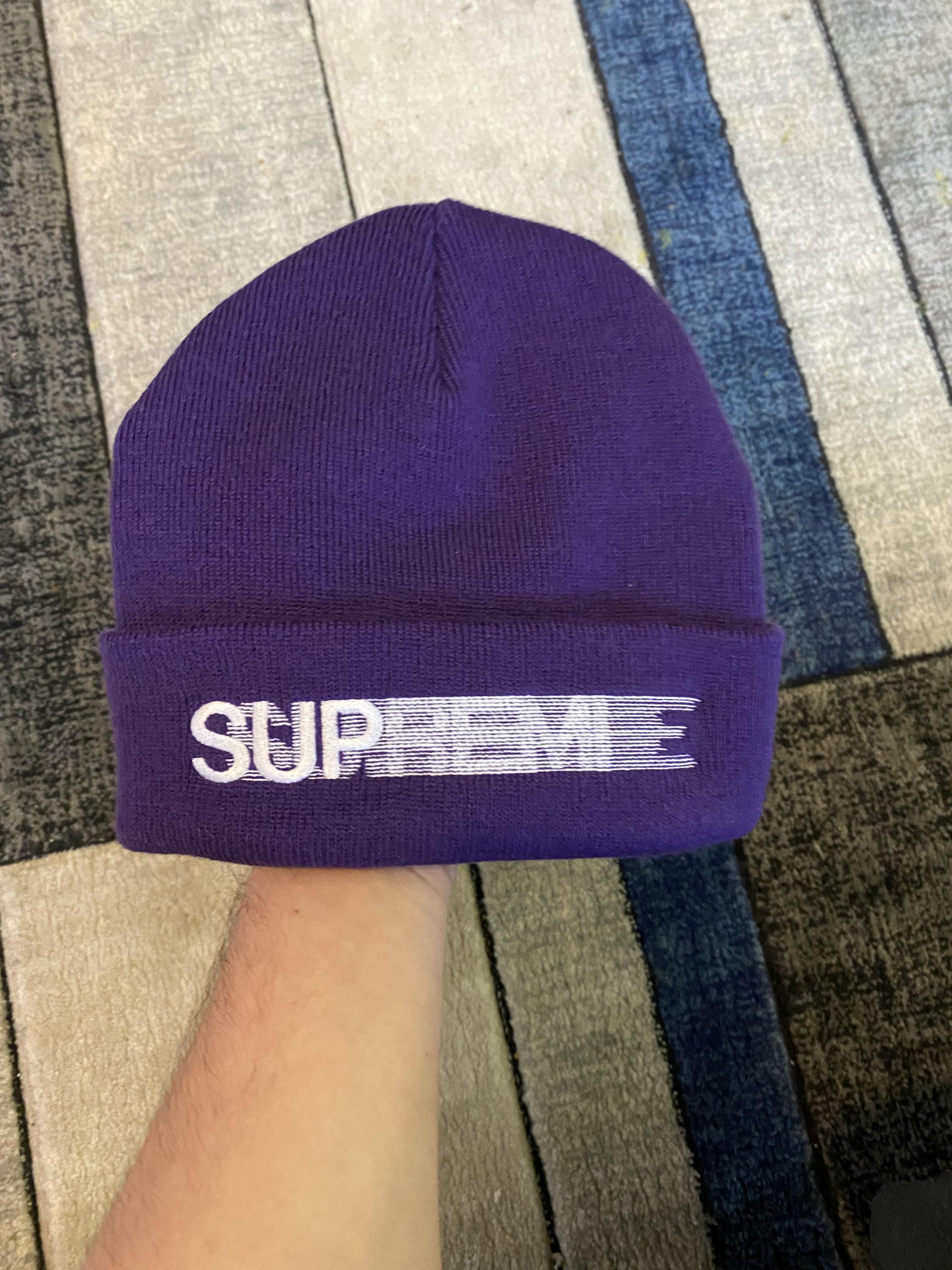 Supreme motion logo beanie r/Supreme