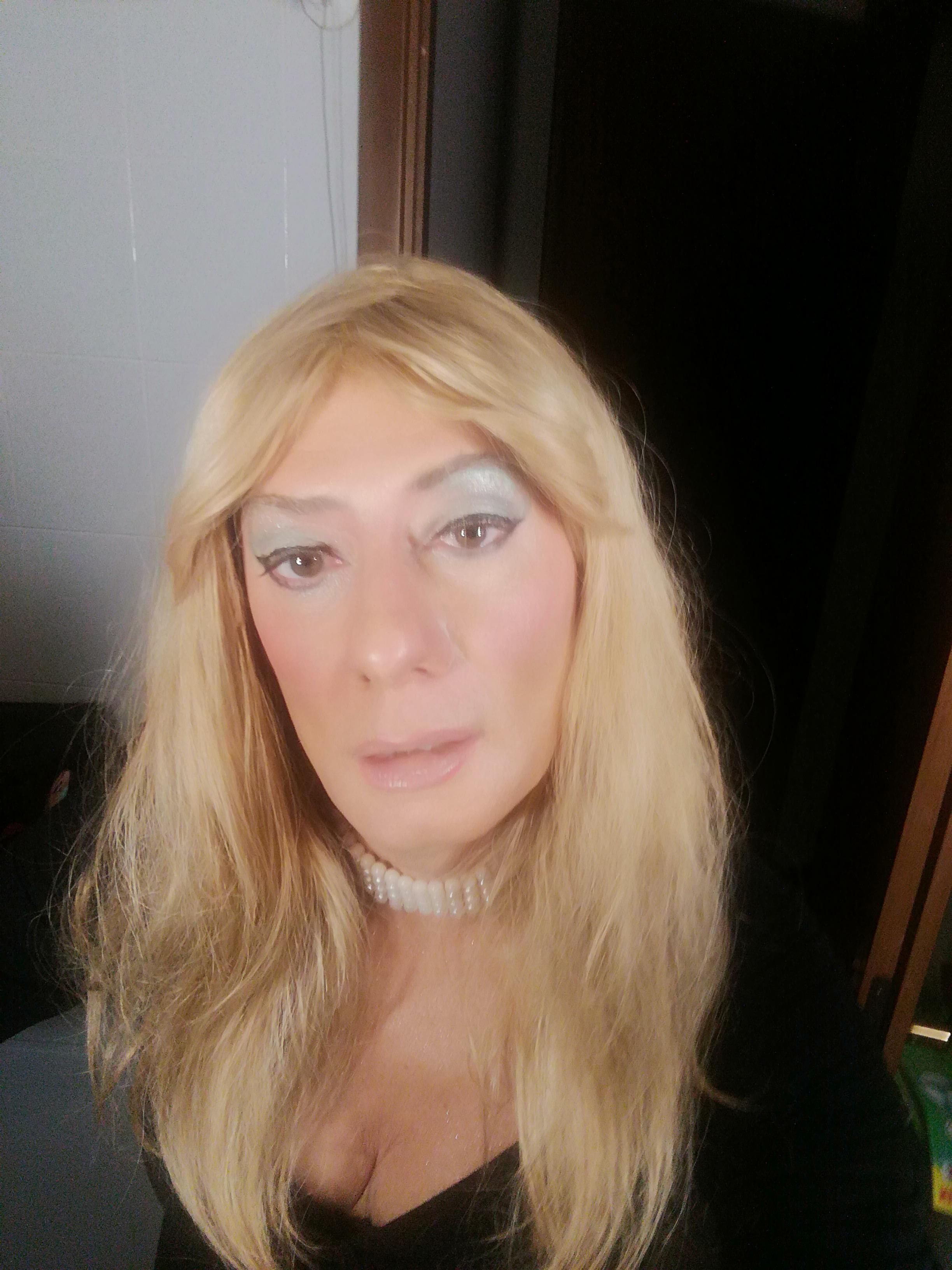 New year, new Month, new profile's picture, with my best wishes for a