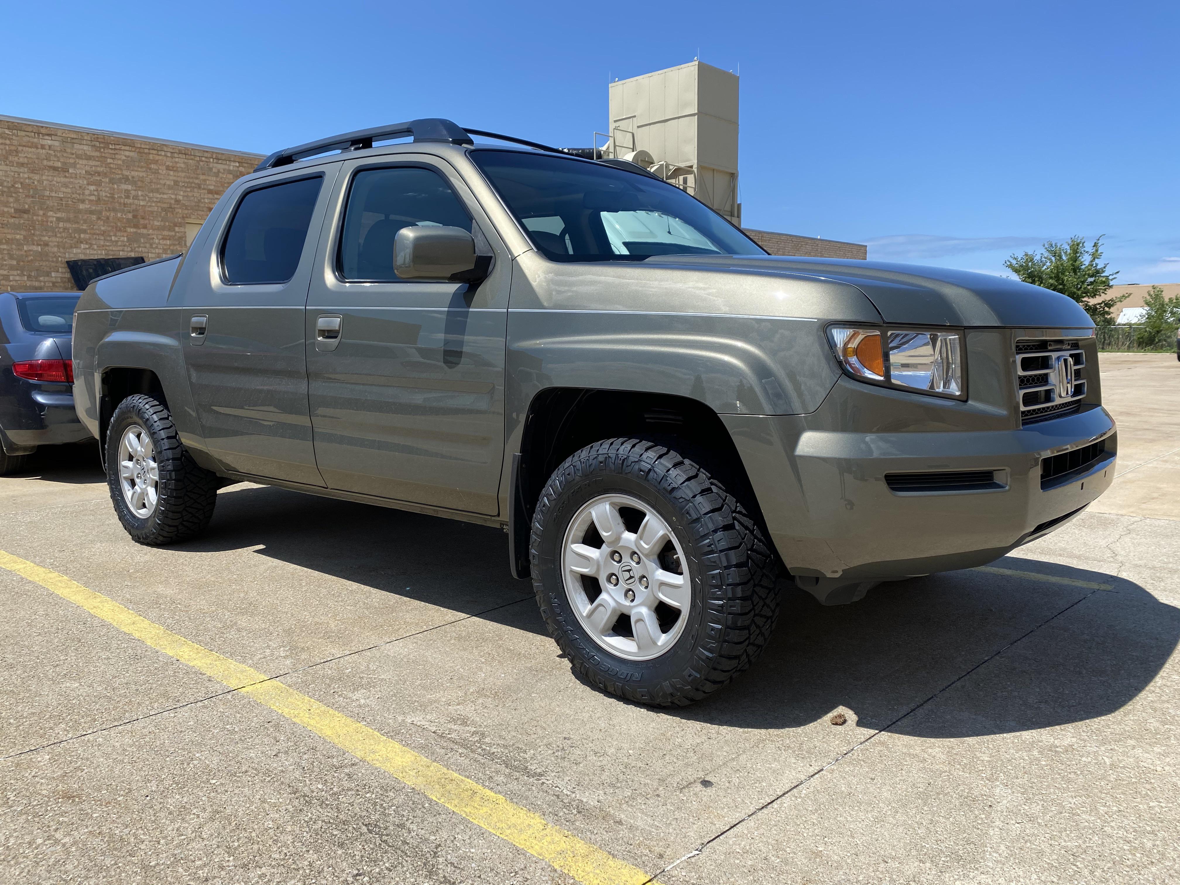 New tires! Nitto RidgeGrapplers 265/6517 with HRG 2” spacer kit r
