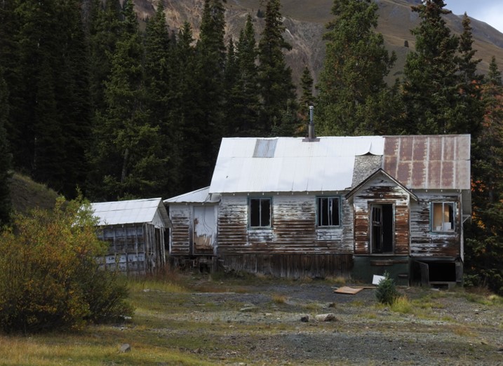 [717x522] Abandoned house near Silverton Colorado. r/AbandonedPorn