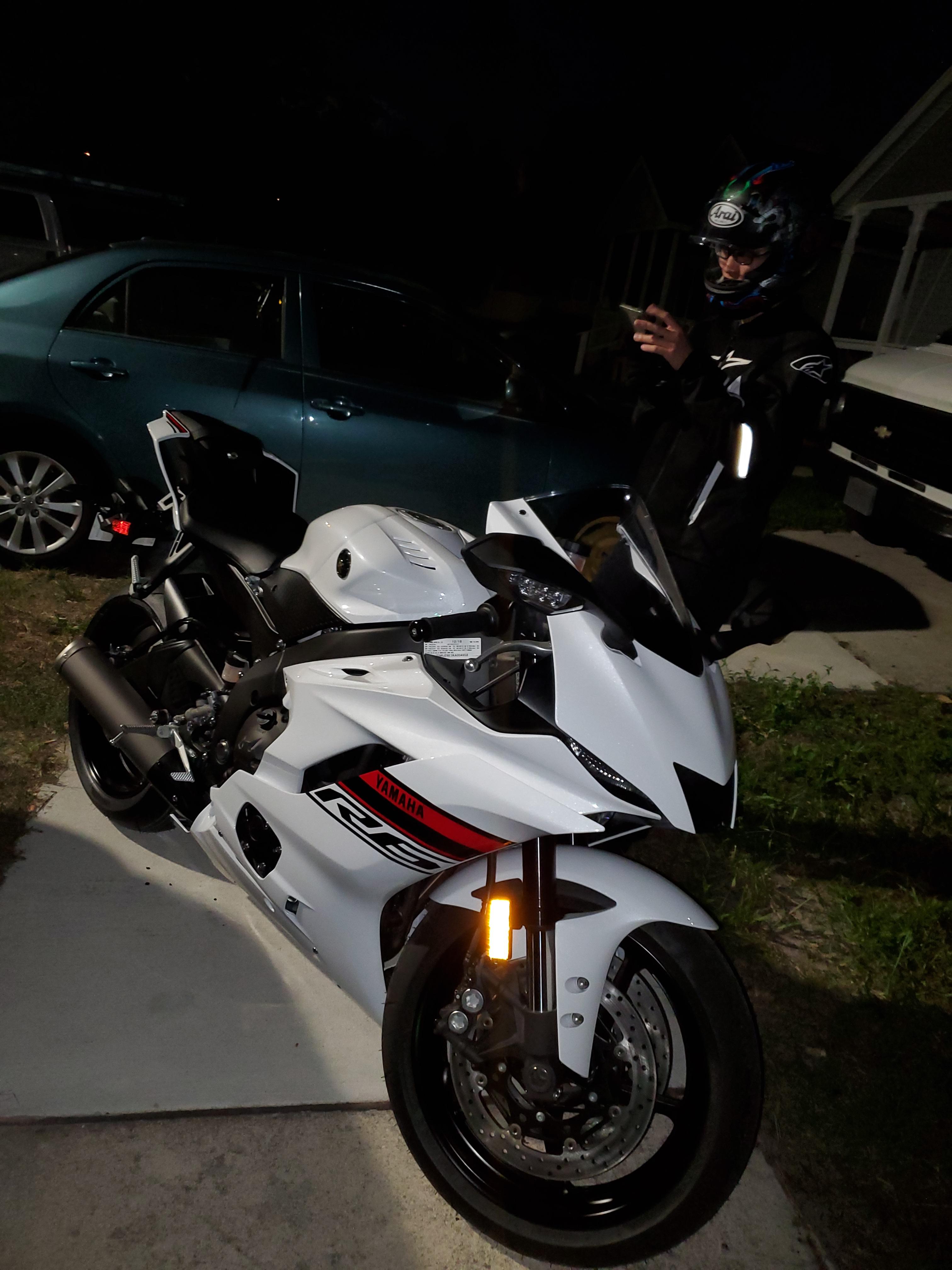 Can someone help me find the color code for 2019 r6 intensity white