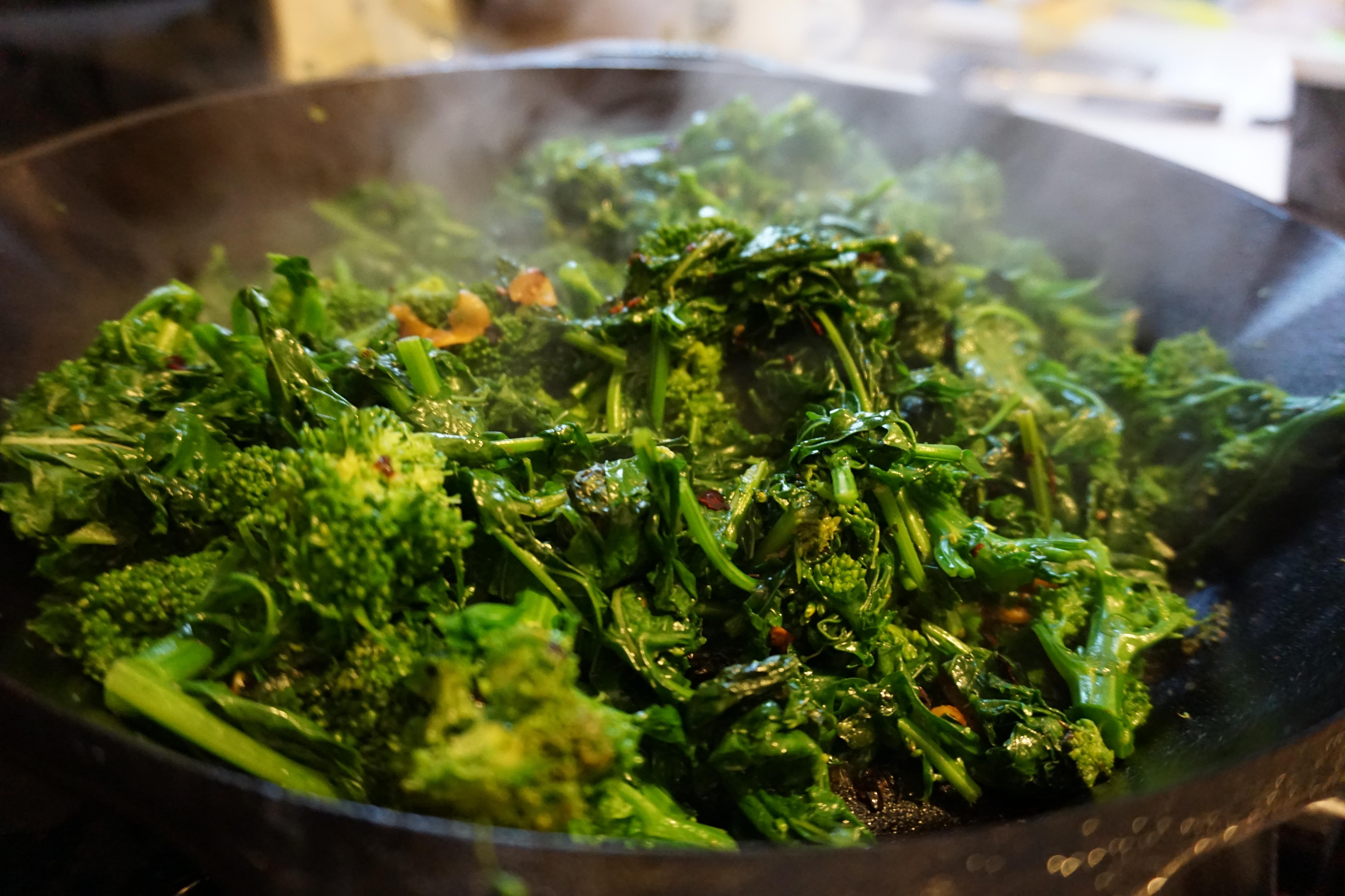 [Homemade] Broccoli rabe with Calabrian chilis and charred garlic. r/food