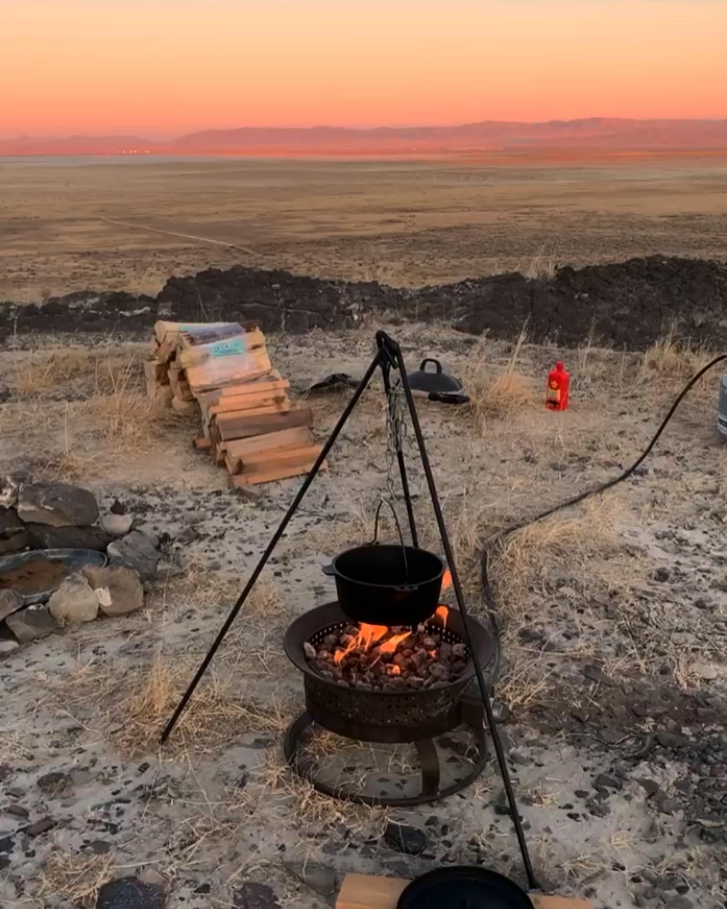 Probably our last camping trip of 2019 West Desert, Knolls r/Utah