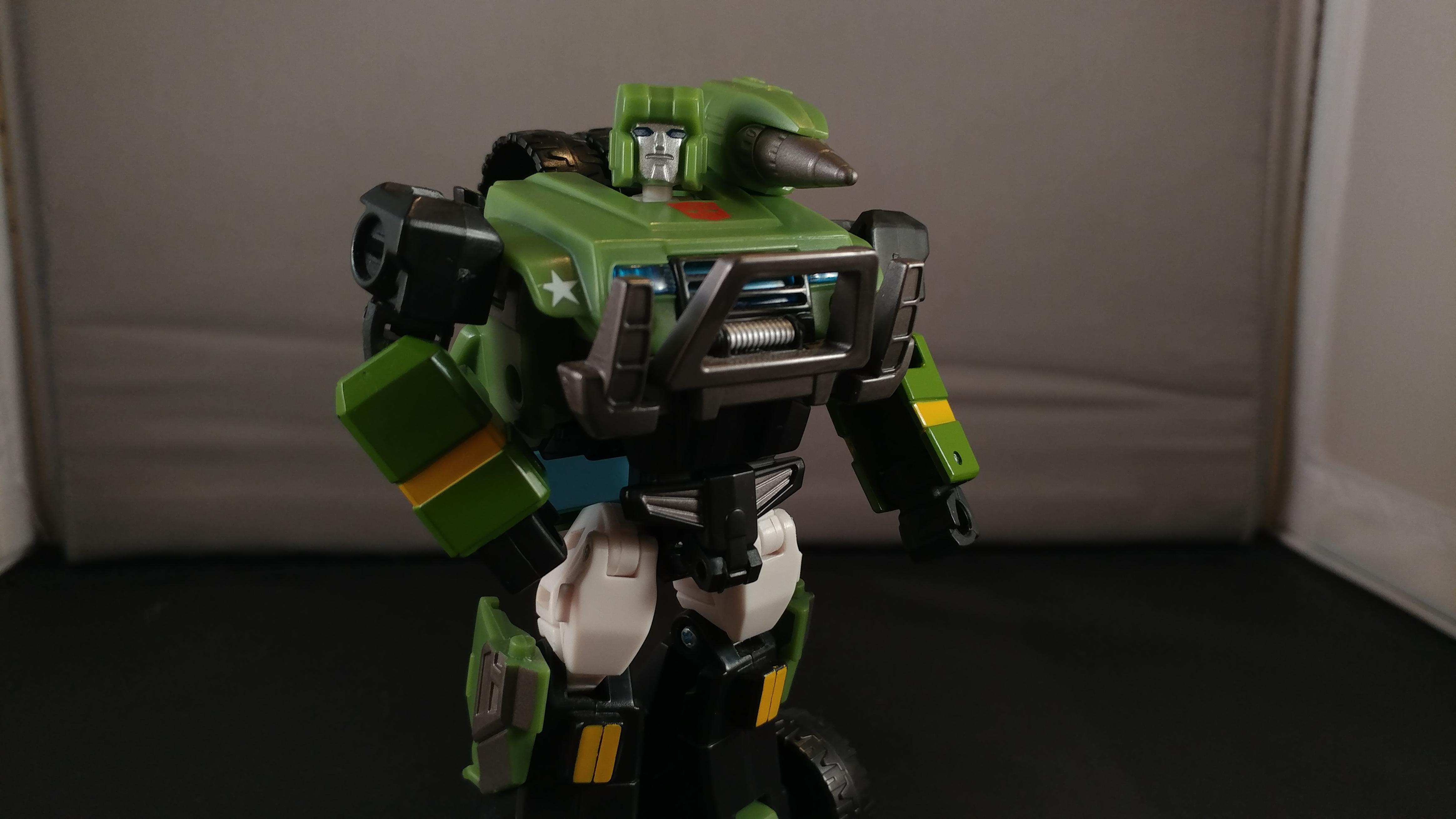 Universe Hound r/transformers