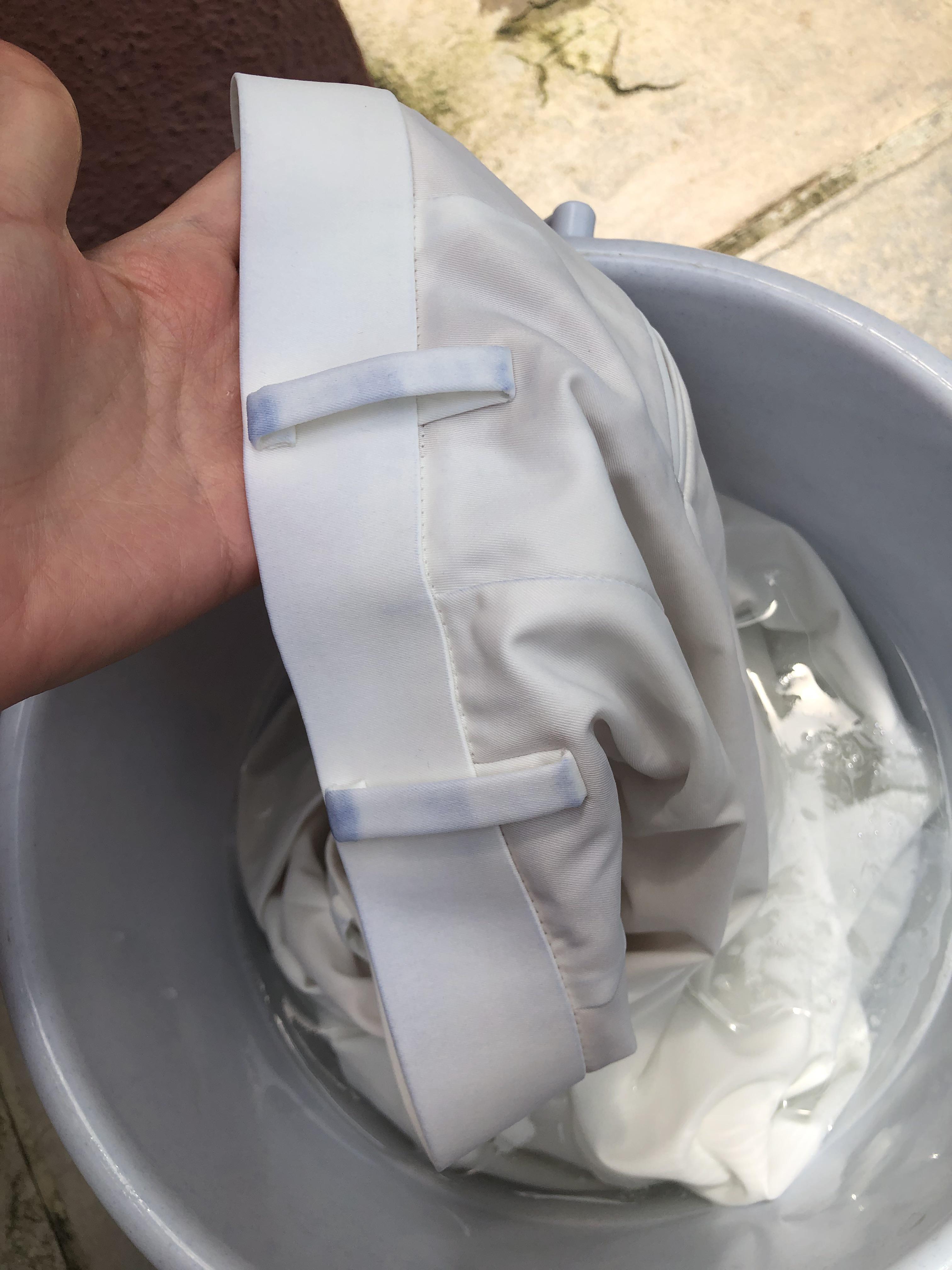 Remove blue dye stain from white polyester r/CleaningTips