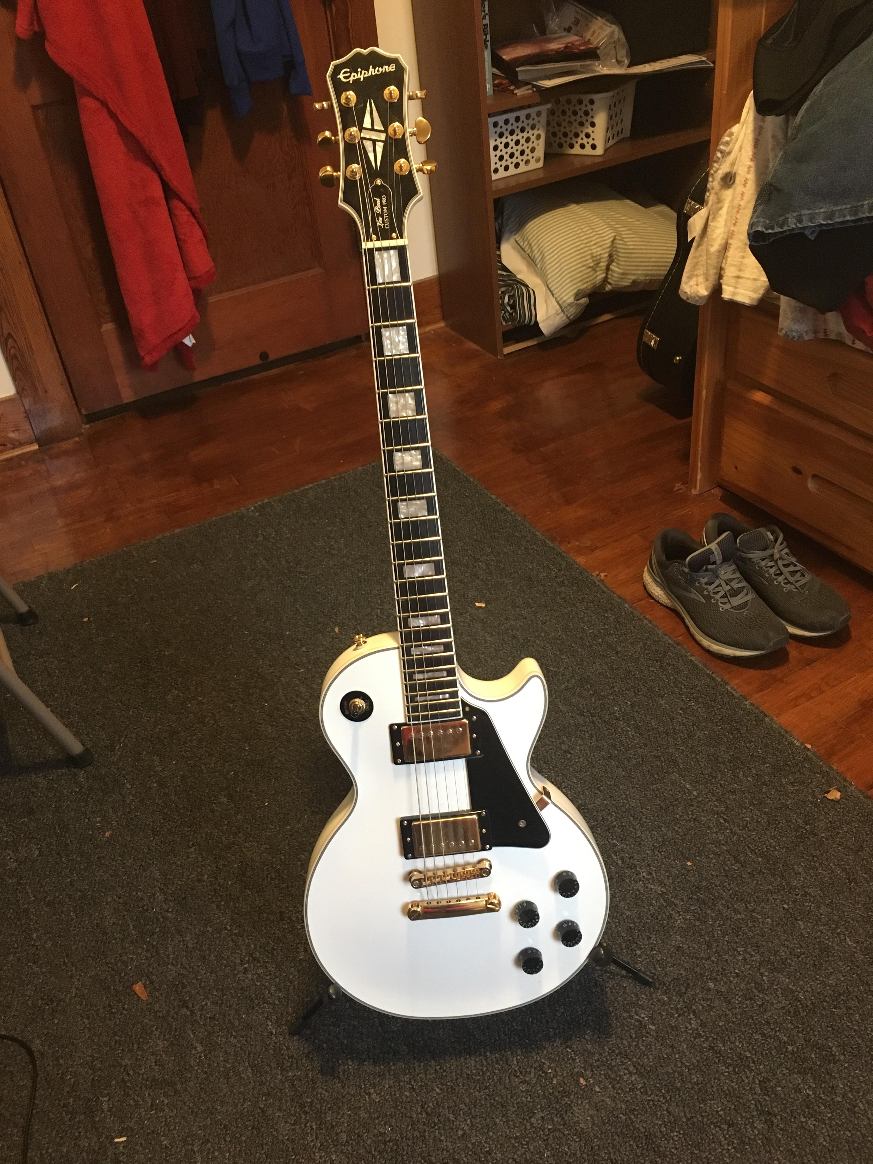 Absolutely loving my Epiphone Les Paul Custom. It’s sounds perfect for anything I want to play