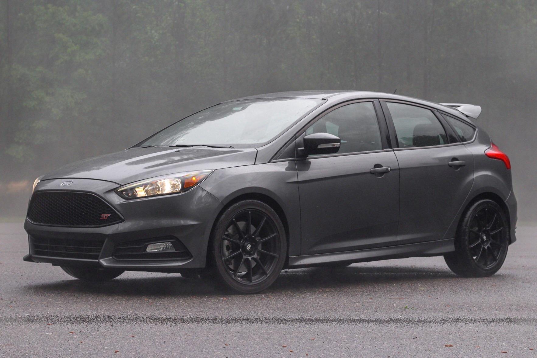 New to reddit, so here’s a picture of my focus. That is all. r/FocusST