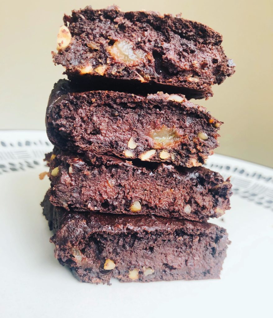3Ingredient Healthy Vegan Fudge Brownies r/VeganChill