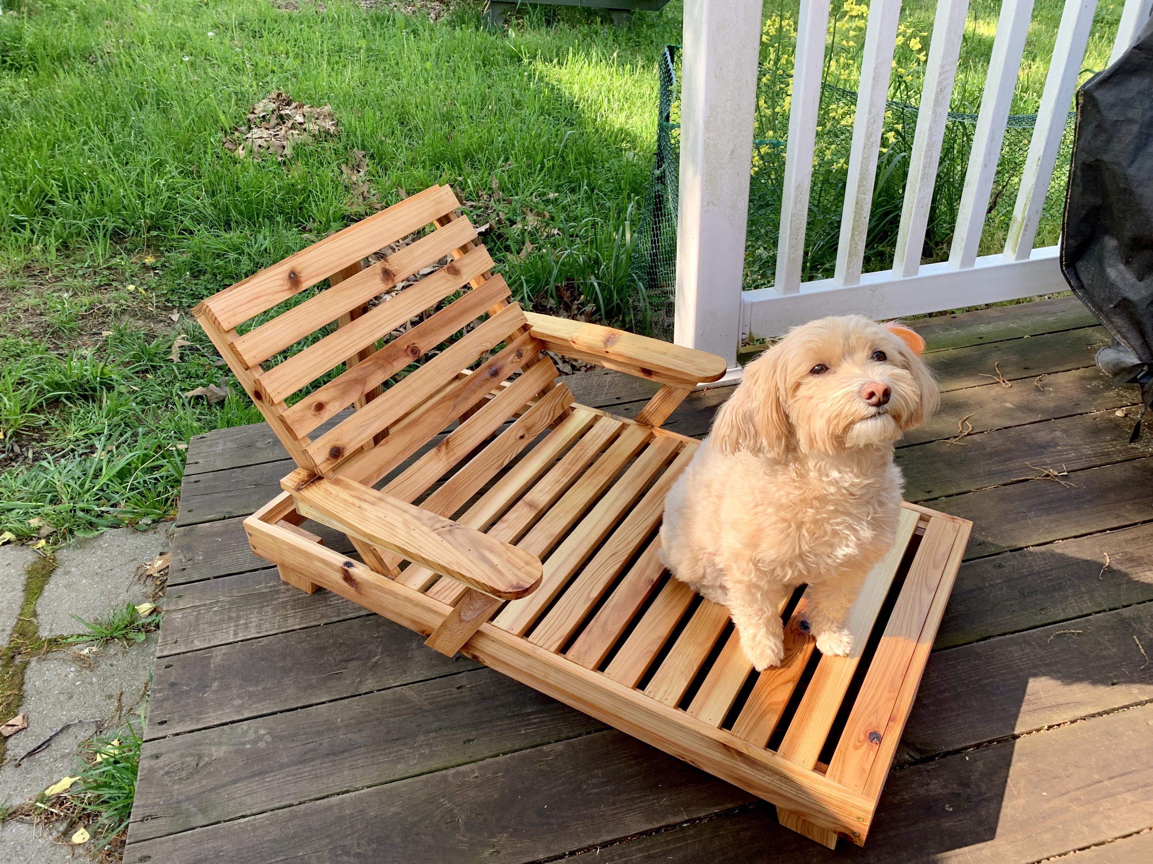 I made a tiny “child size” outdoor lounge chair for a friends daughter