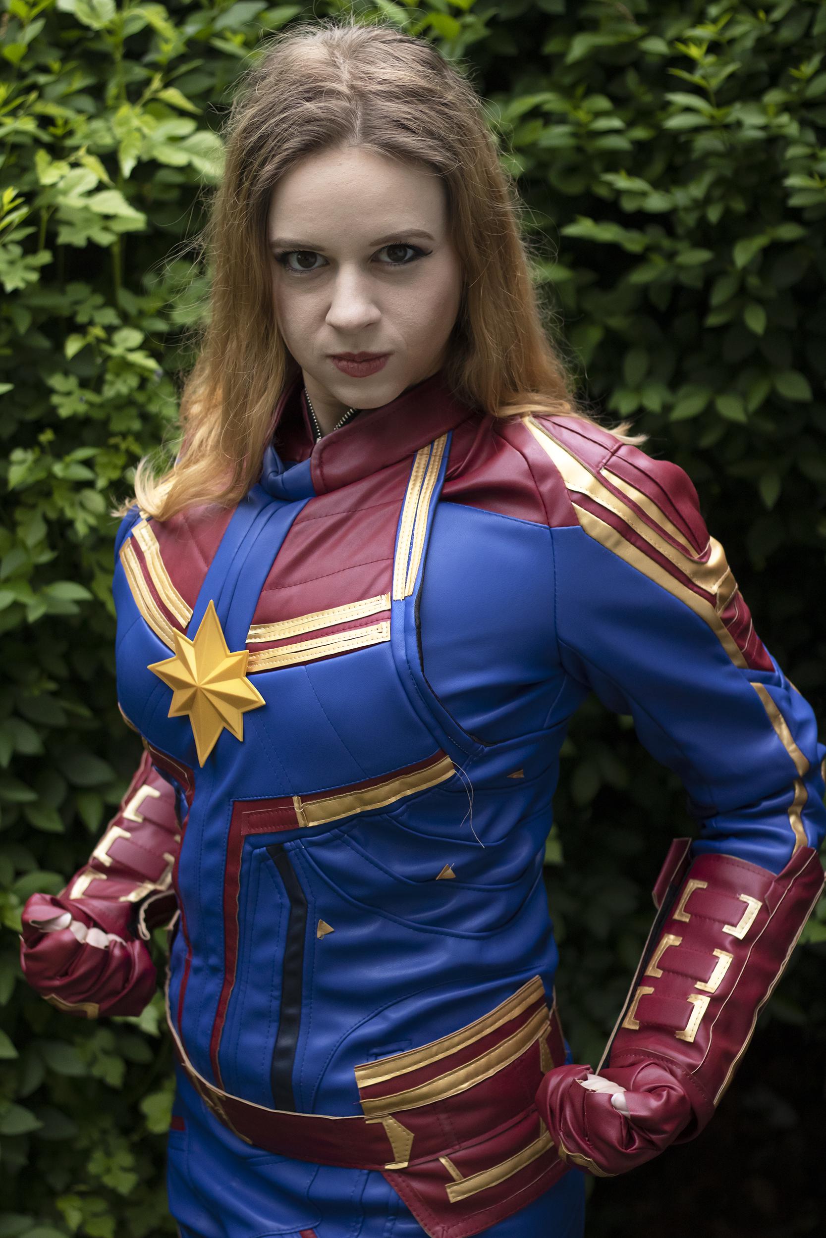 Captain Marvel Cosplay r/pics