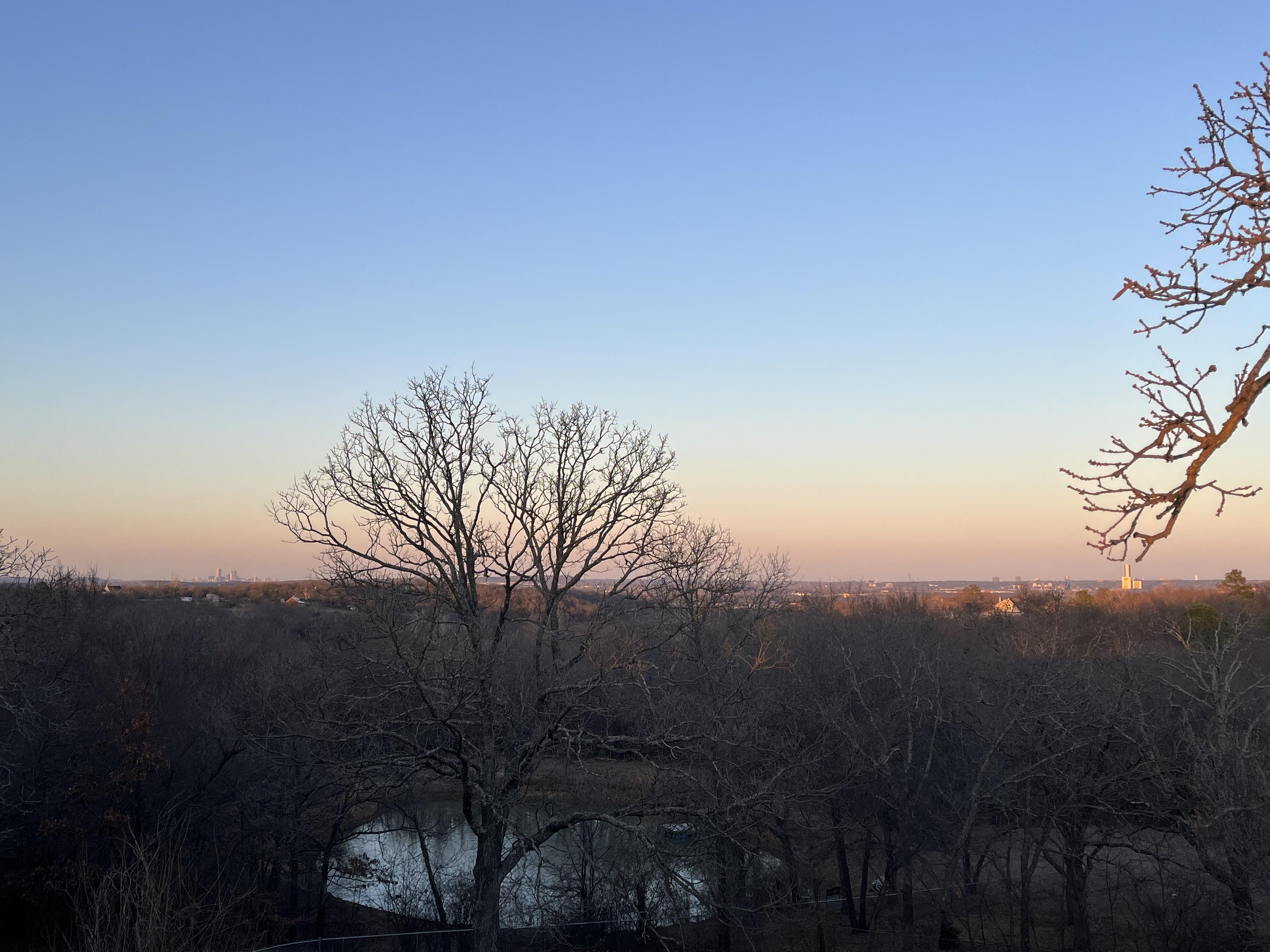 Golden Hour Tulsa from a rooftop in Sapulpa r/tulsa
