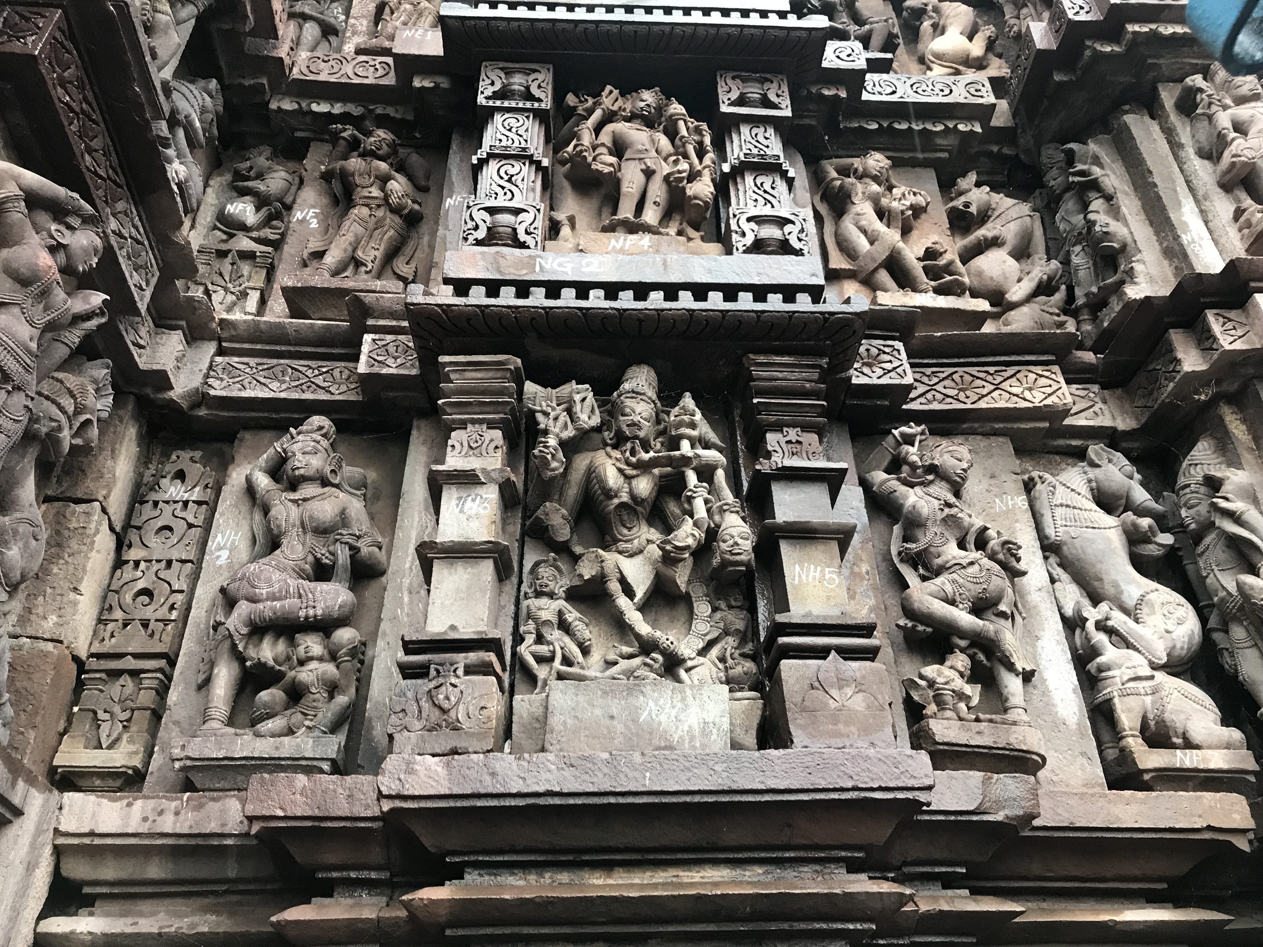Sculptures on Markanda Mahadeo Temple, Gadhiroli District, Maharashtra