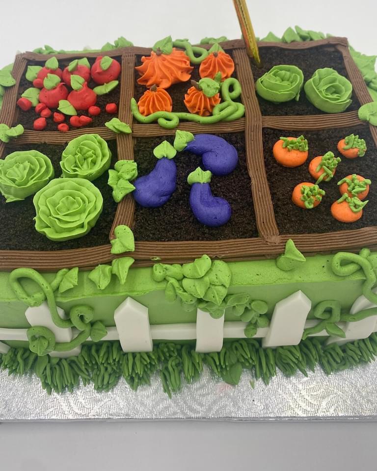 Stardew Valley inspired cake I made, thought you guys would like it r