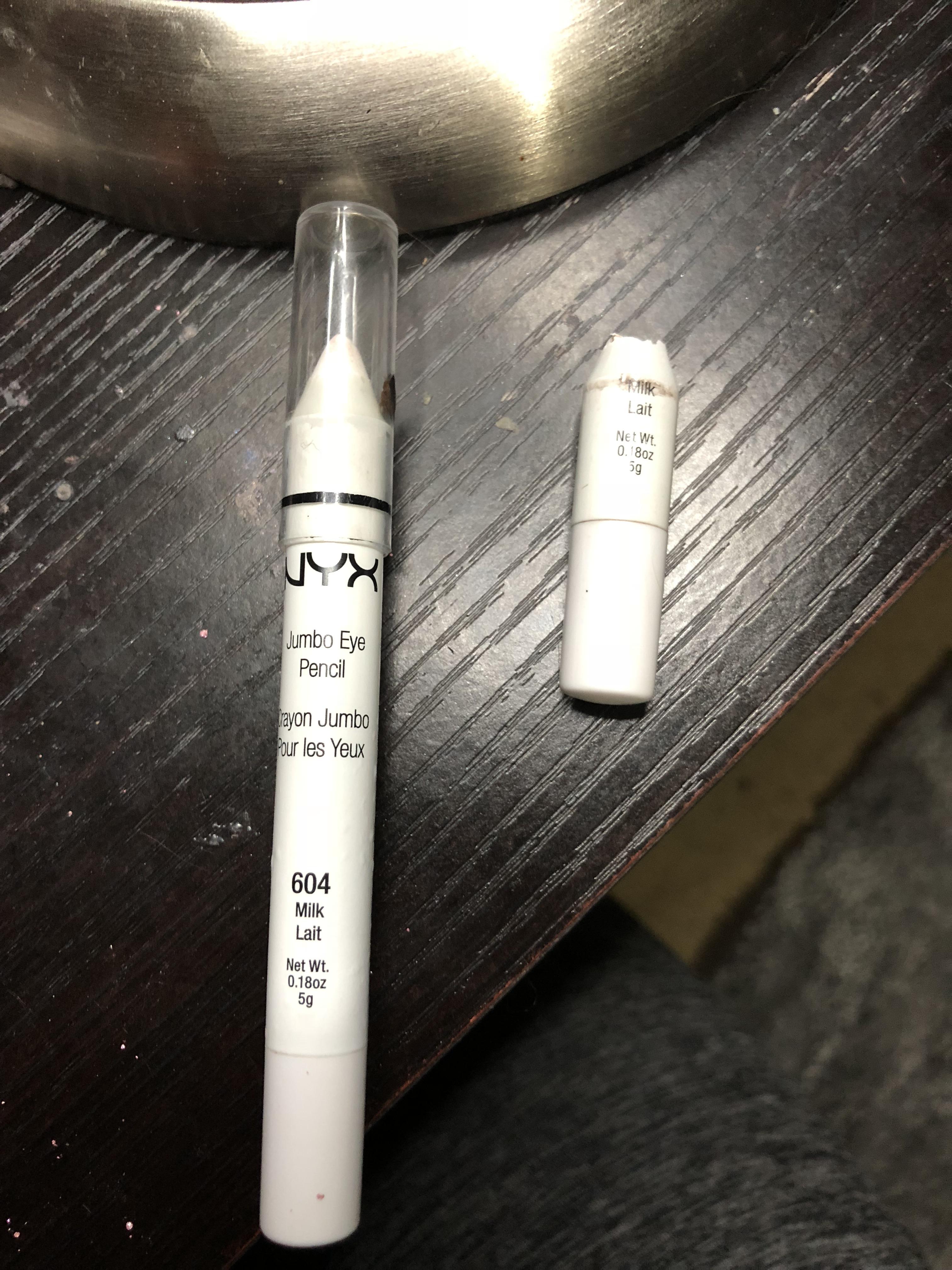 No longer able to sharpen, this Nyx jumbo pencil finally gets a