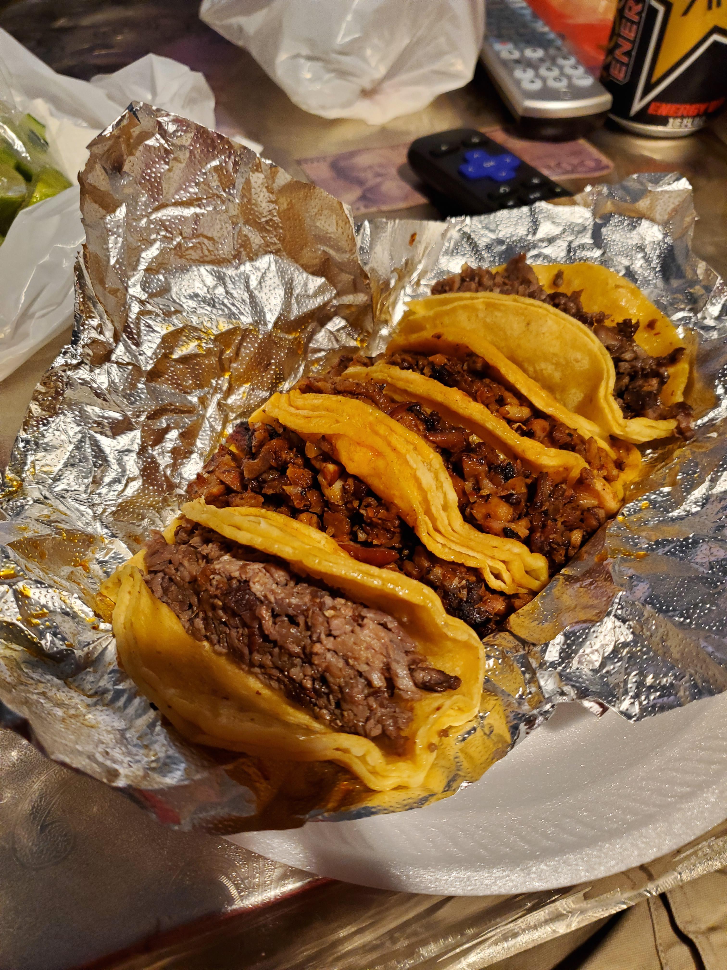 Street tacos, East LA. r/tacos