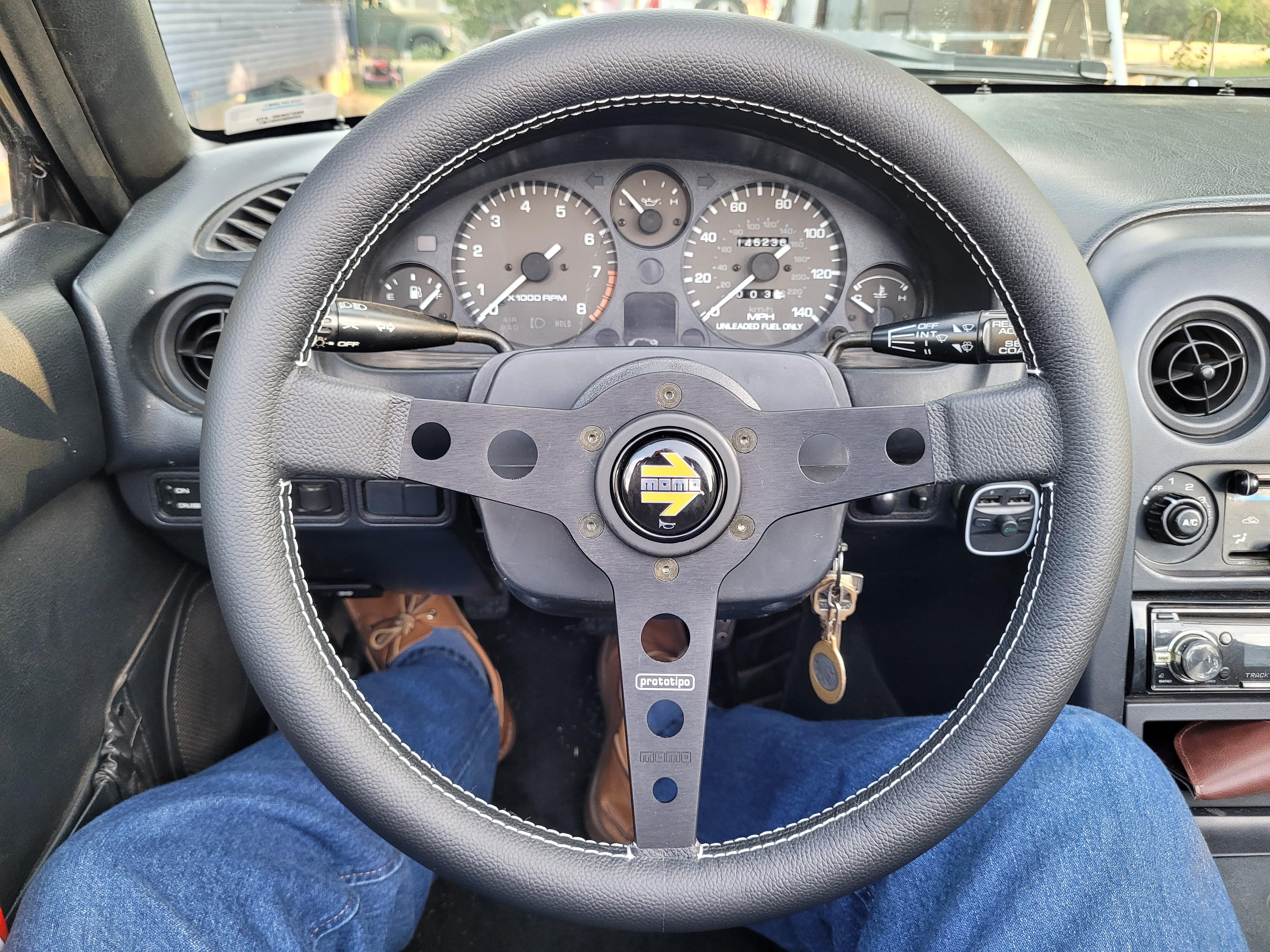 New steering wheel r/Miata
