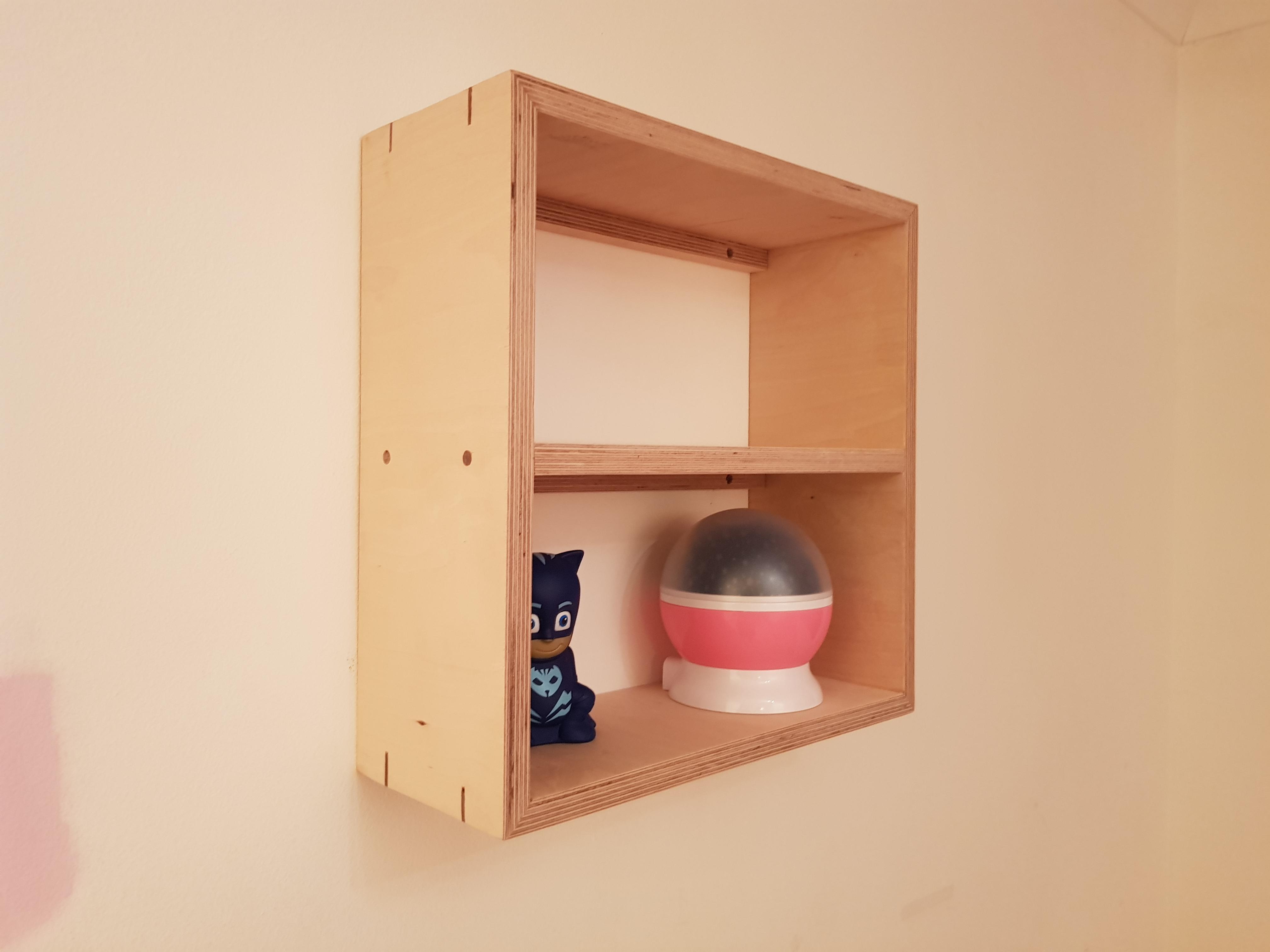 Simple birch ply shelf with walnut splines and dowels r/woodworking