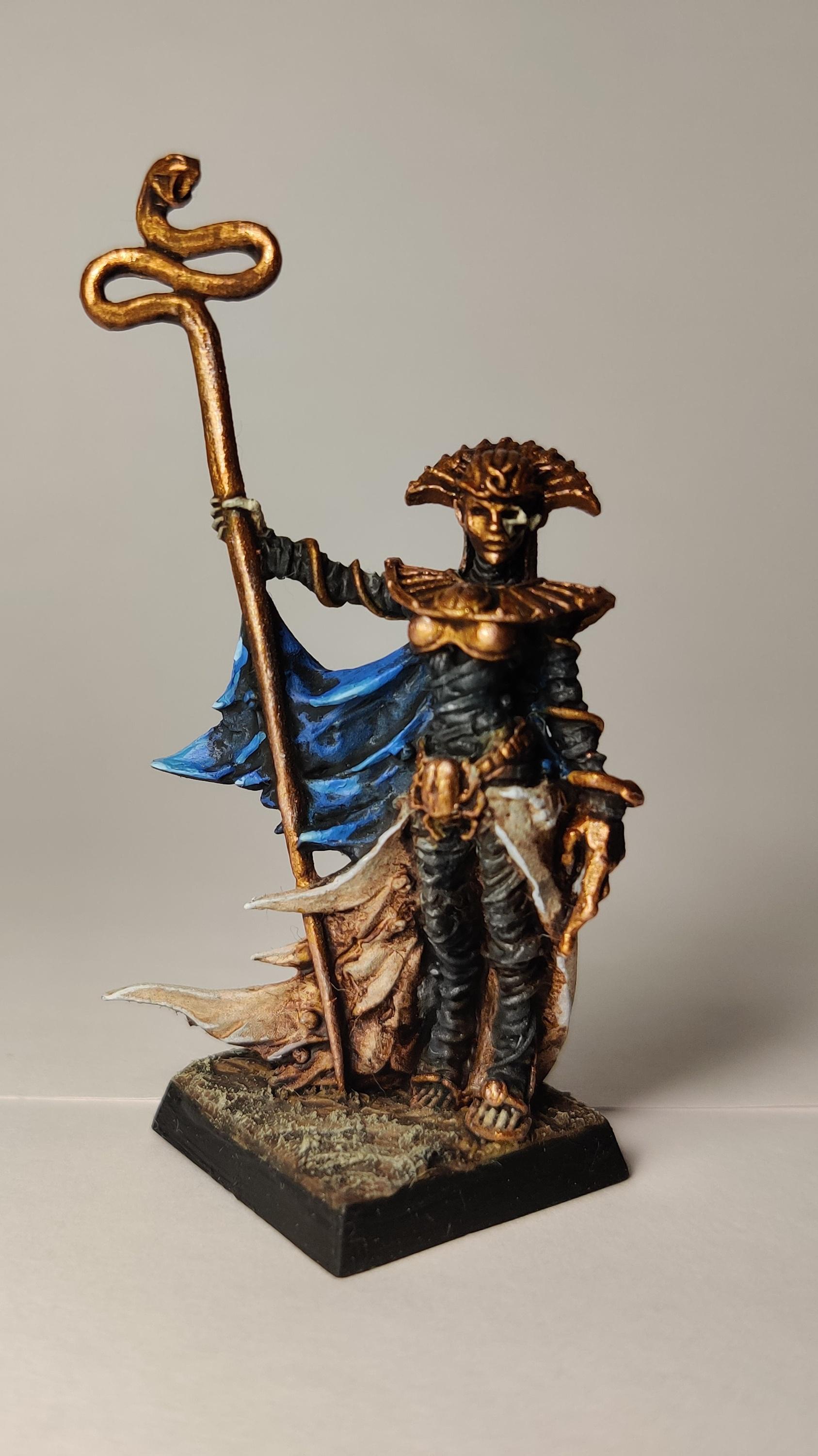 More Tomb Kings, anyone? Khalida, one of my favourite GW models r/WarhammerFantasy