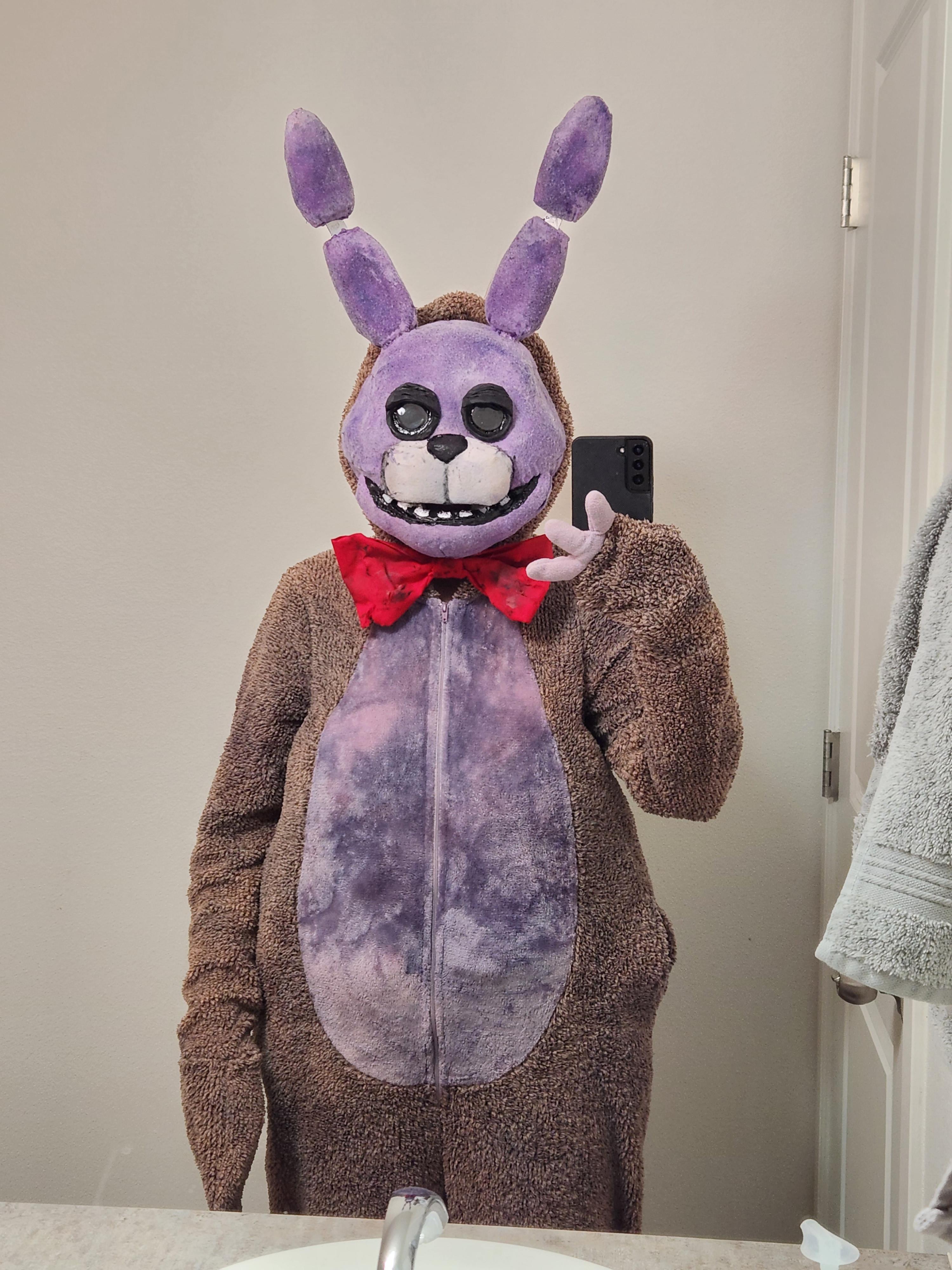 I made a Bonnie costume to scare my nephew at his birthday party r/fivenightsatfreddys