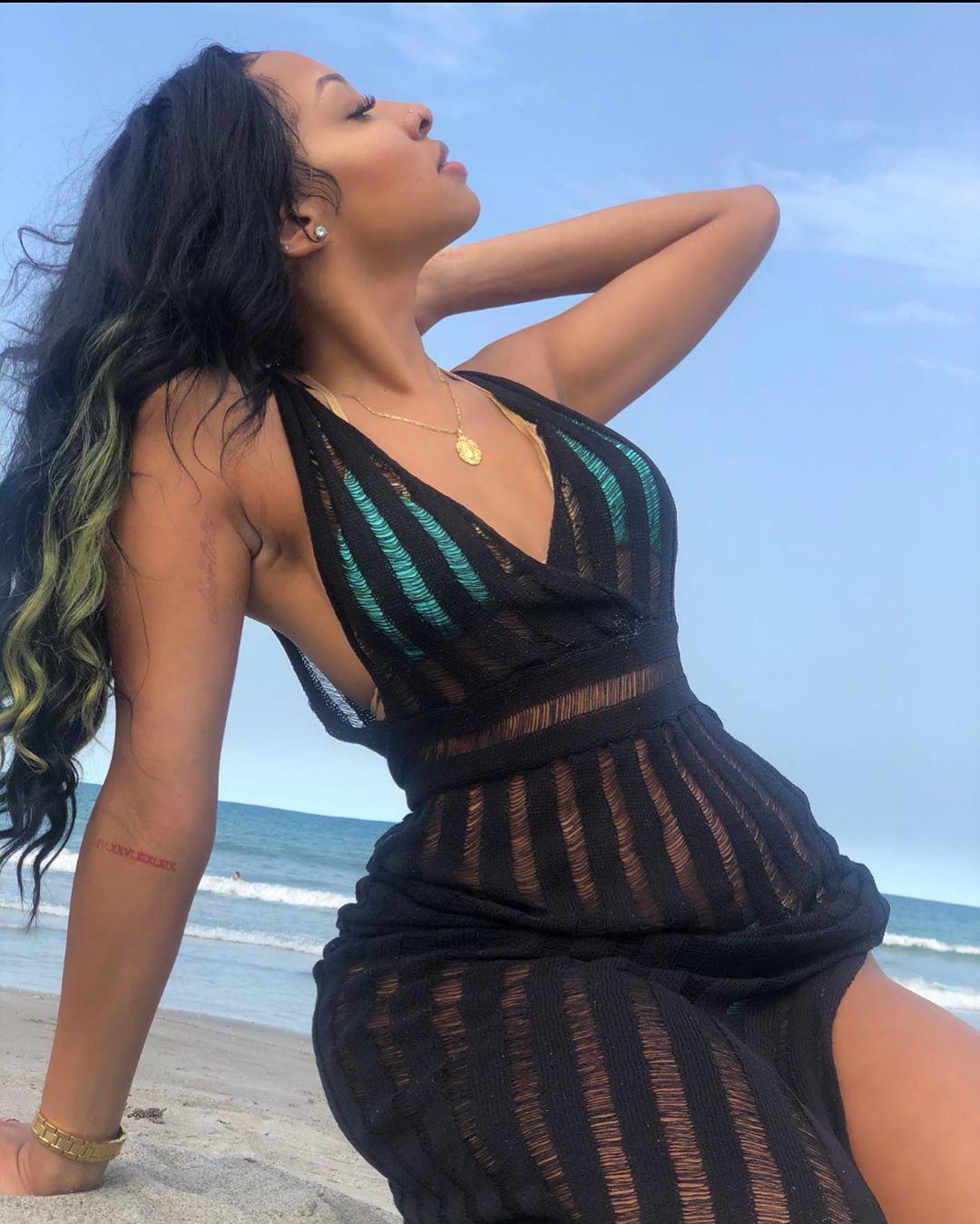 lightskinkim : armpitfetish