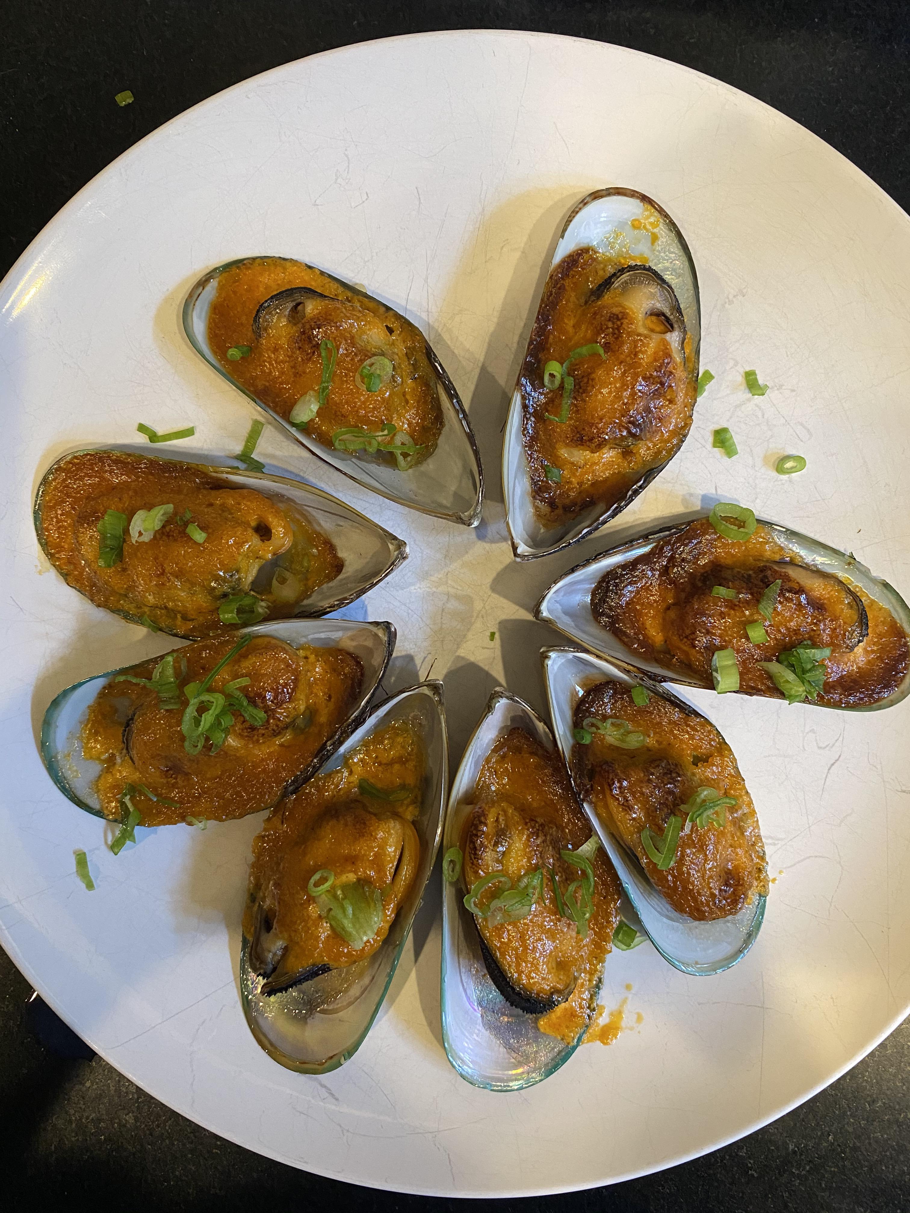 [Homemade] Baked Green Mussels r/food