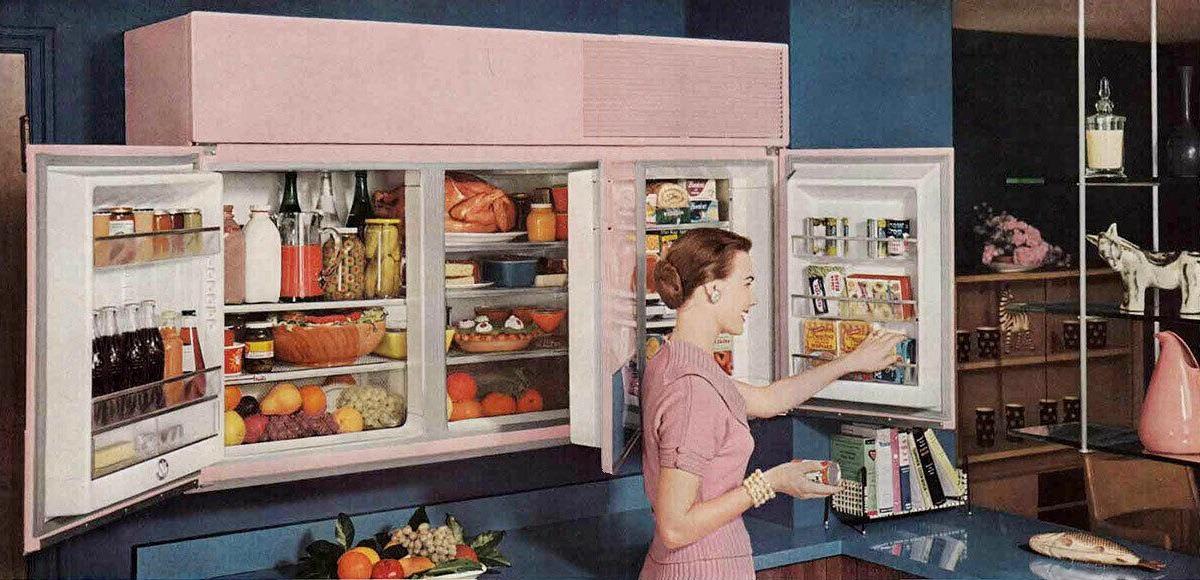 [1955] GE wallmounted refrigerator and freezer r/TheWayWeWere