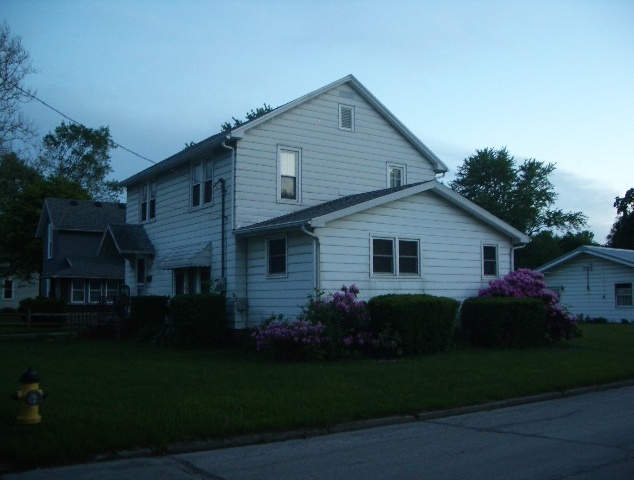 Residential Home | Pentax Optio S5i : r/DigitalToyCameras