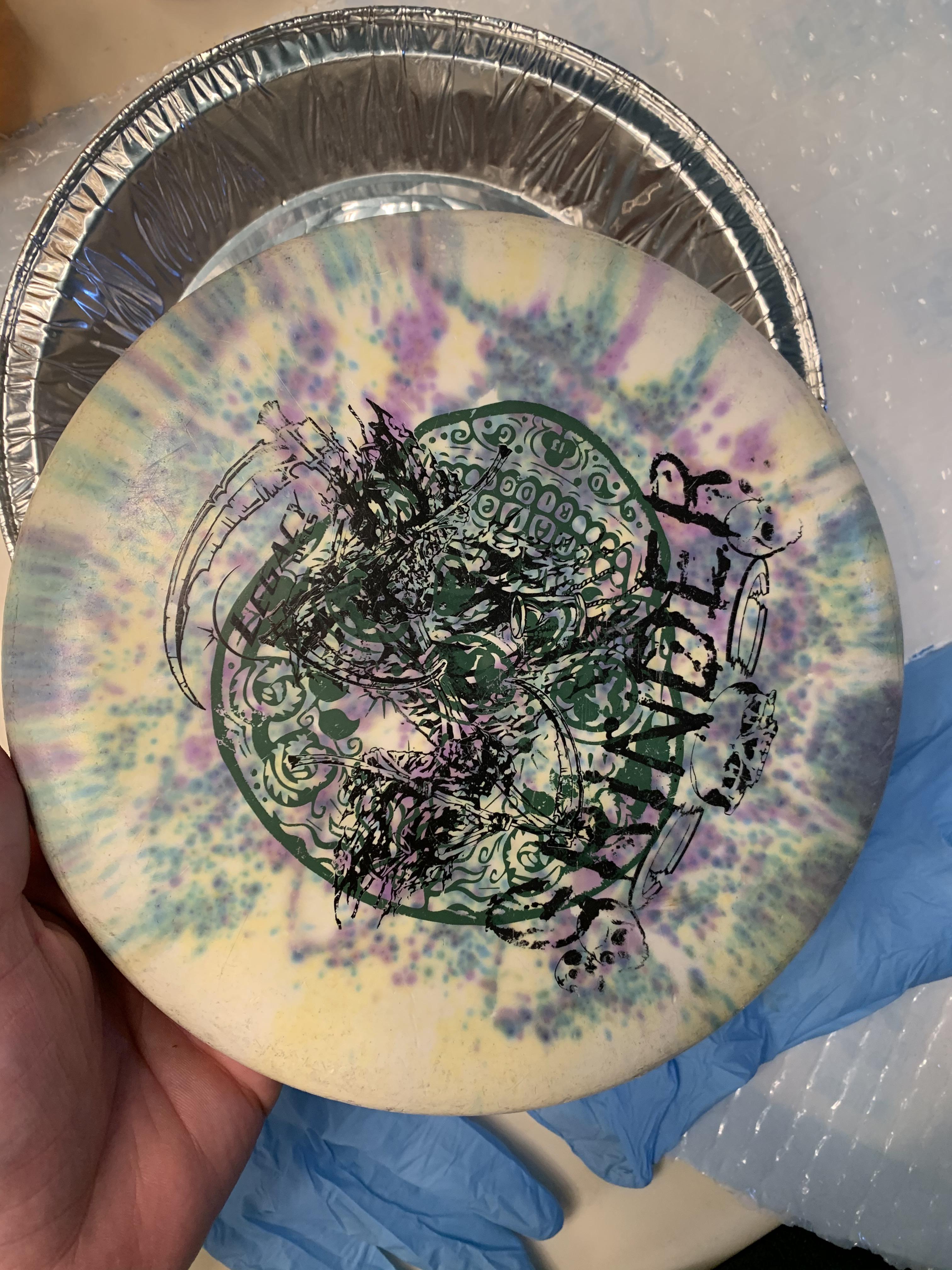 1st dye attempt. Shaving cream method. r/discdyeing