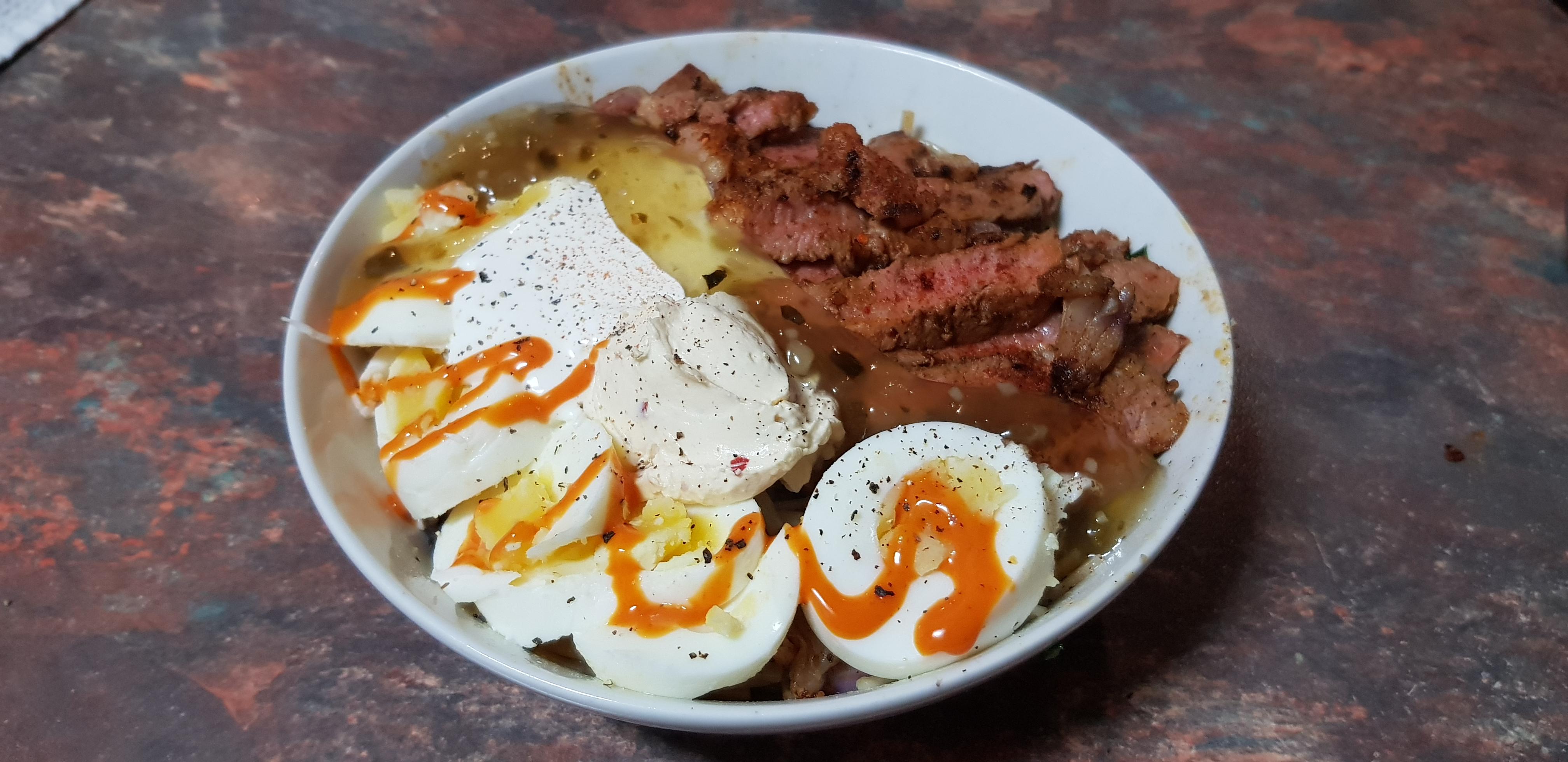 [Homemade] Ribeye Steak, Egg and Stir Fry Ramen Bowl with Cream Cheese