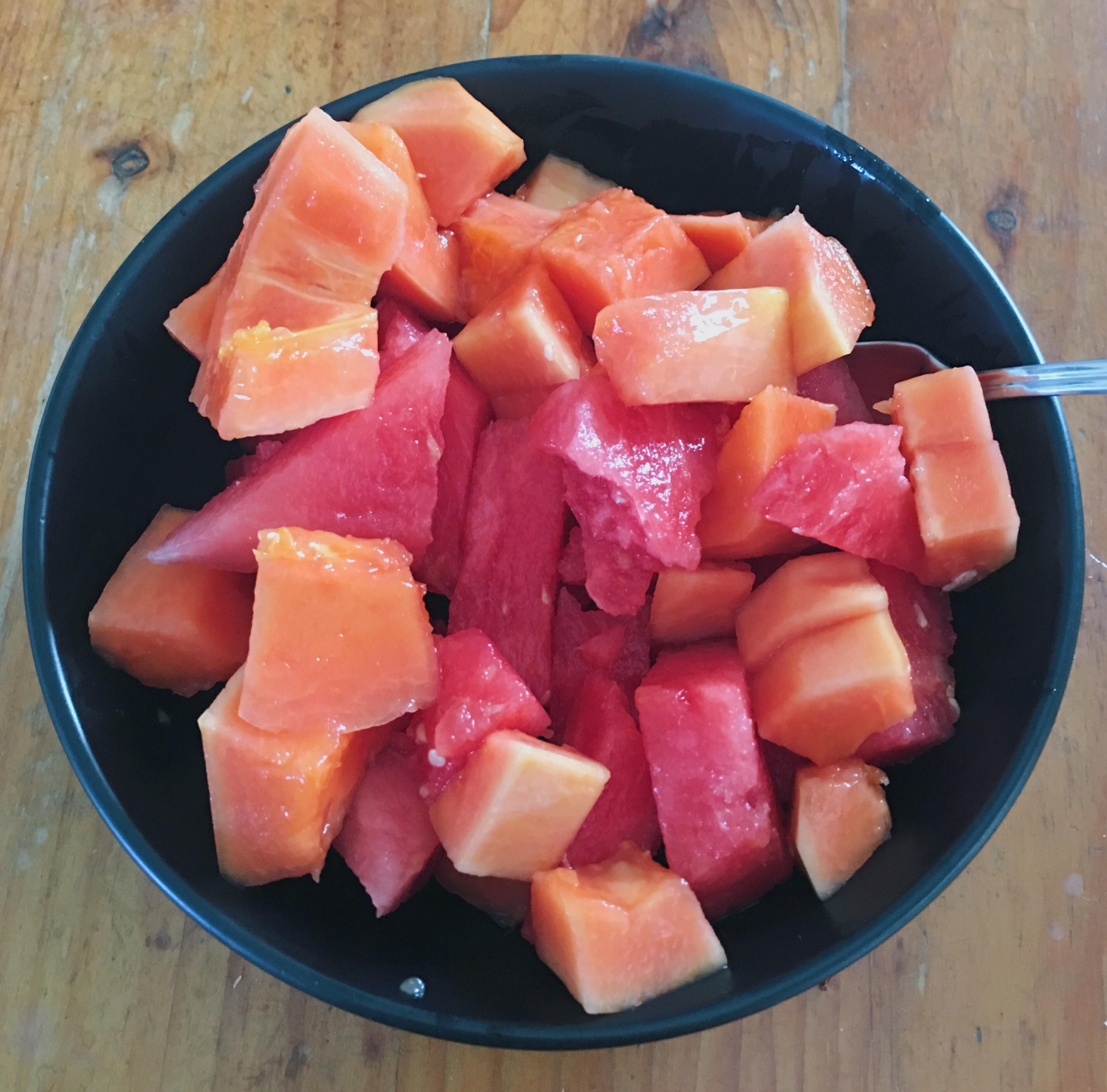 240g papaya + 280g watermelon + a squirt of fresh lime juice = 155