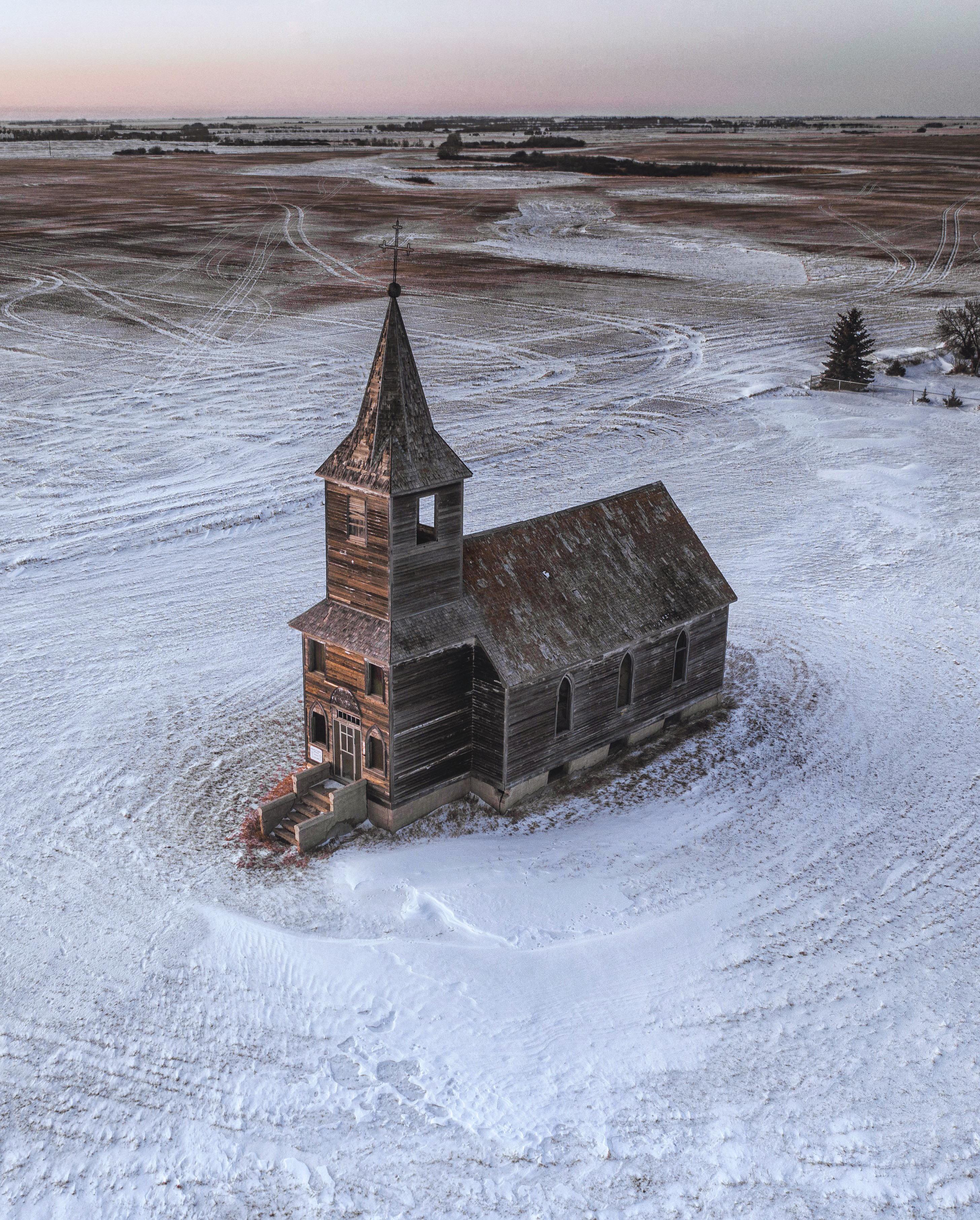 Drone shot of Abandoned Church, Saskatchewan, Canada r/canada