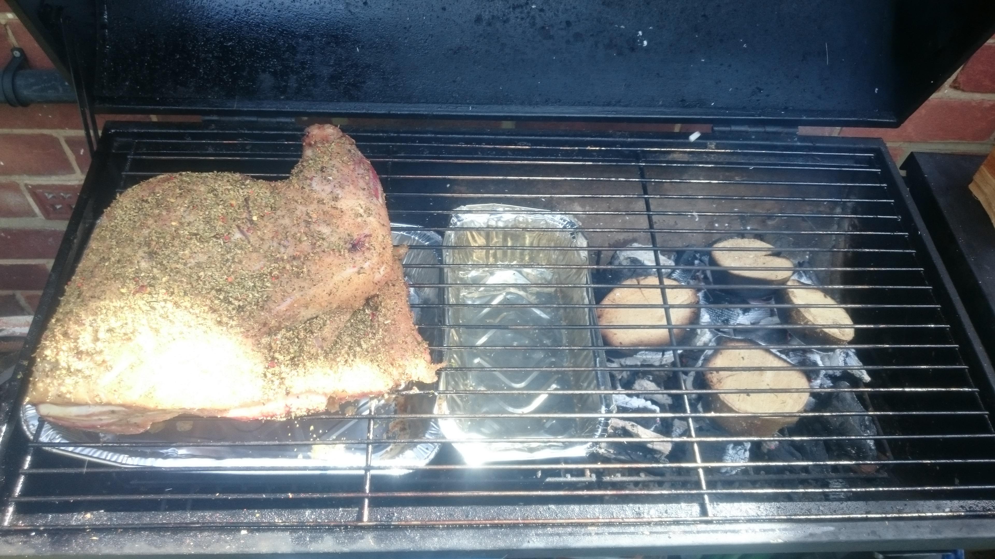 Smoking a lamb shoulder with fig wood for a socialy distanced get