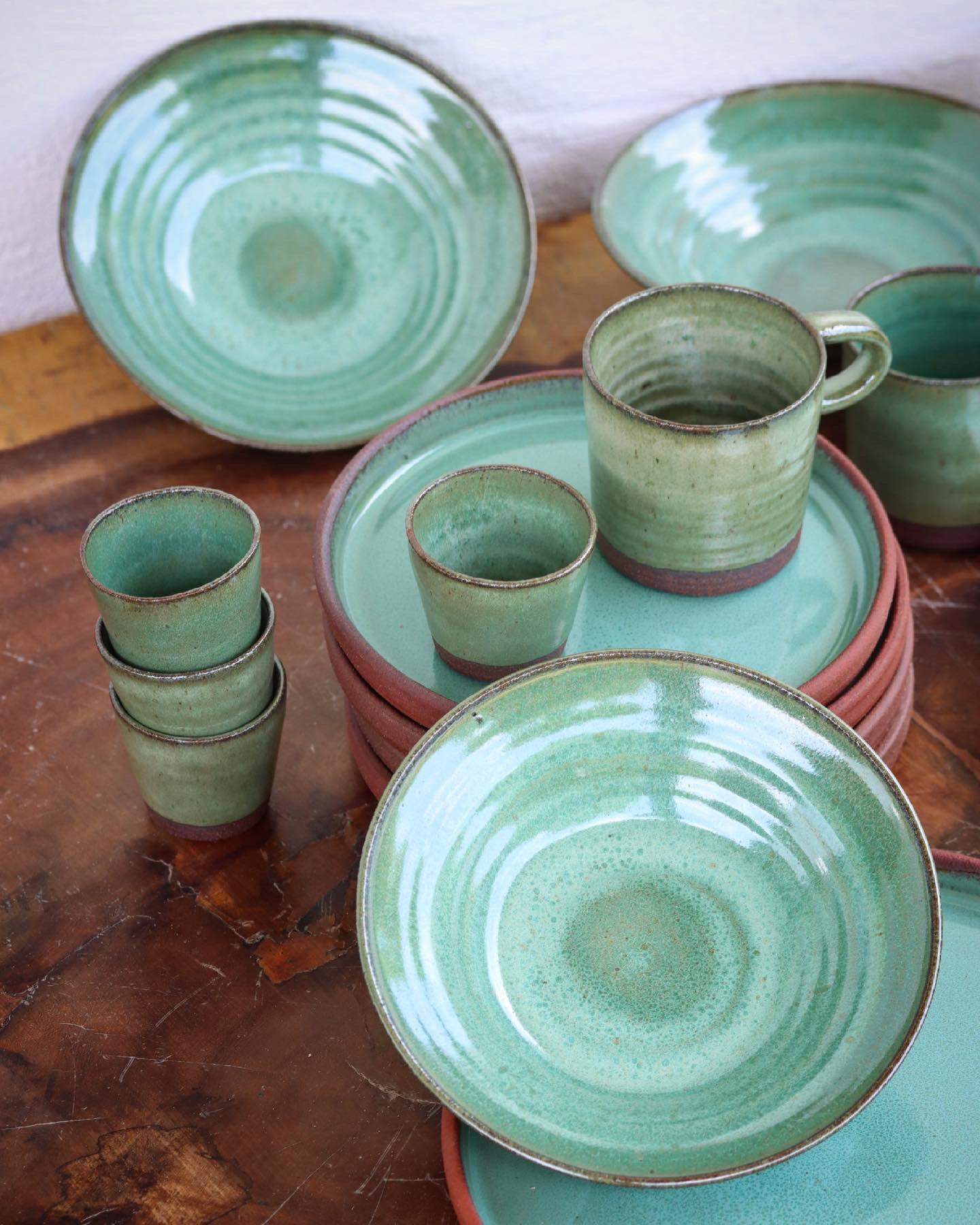 Mug crack any way to fix? Pottery