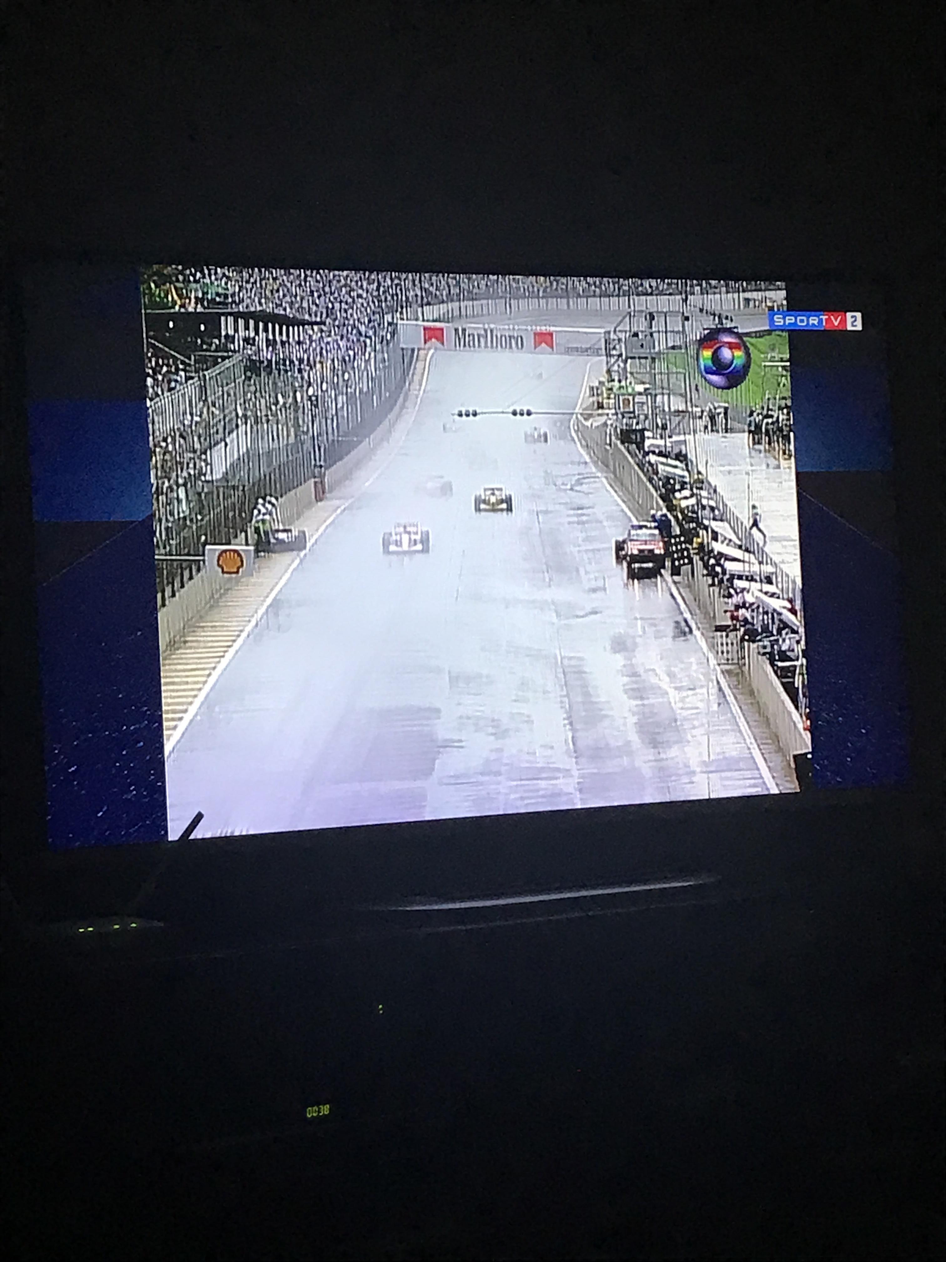 Brazilian tele broadcasts old gps between current fps 😍😍 Very