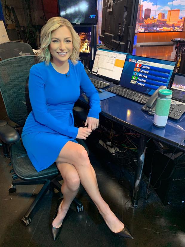 Katie Thompson MILF Boston ReporterInstaHotties
