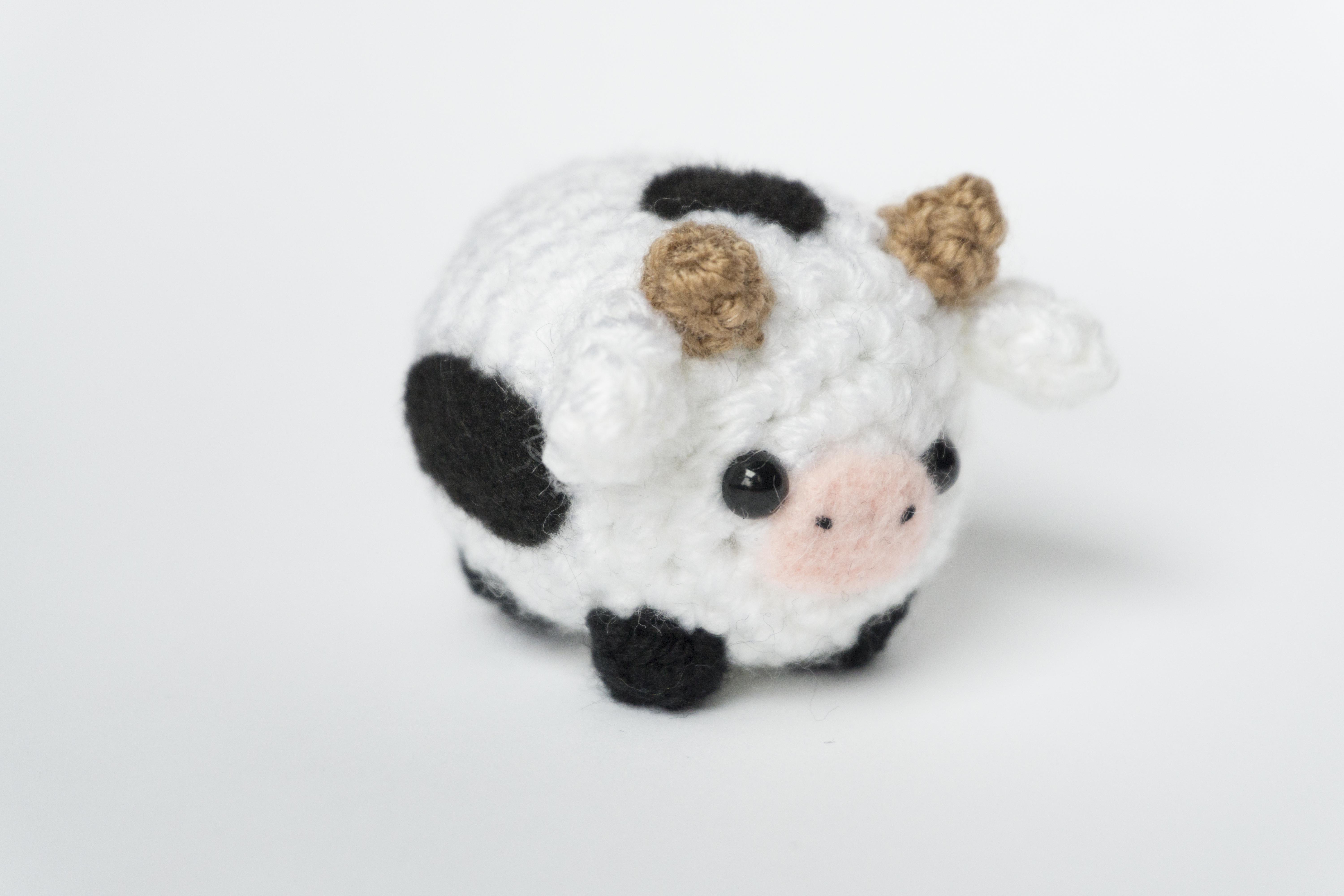 I designed and crocheted this little cow. I love her. r/Amigurumi