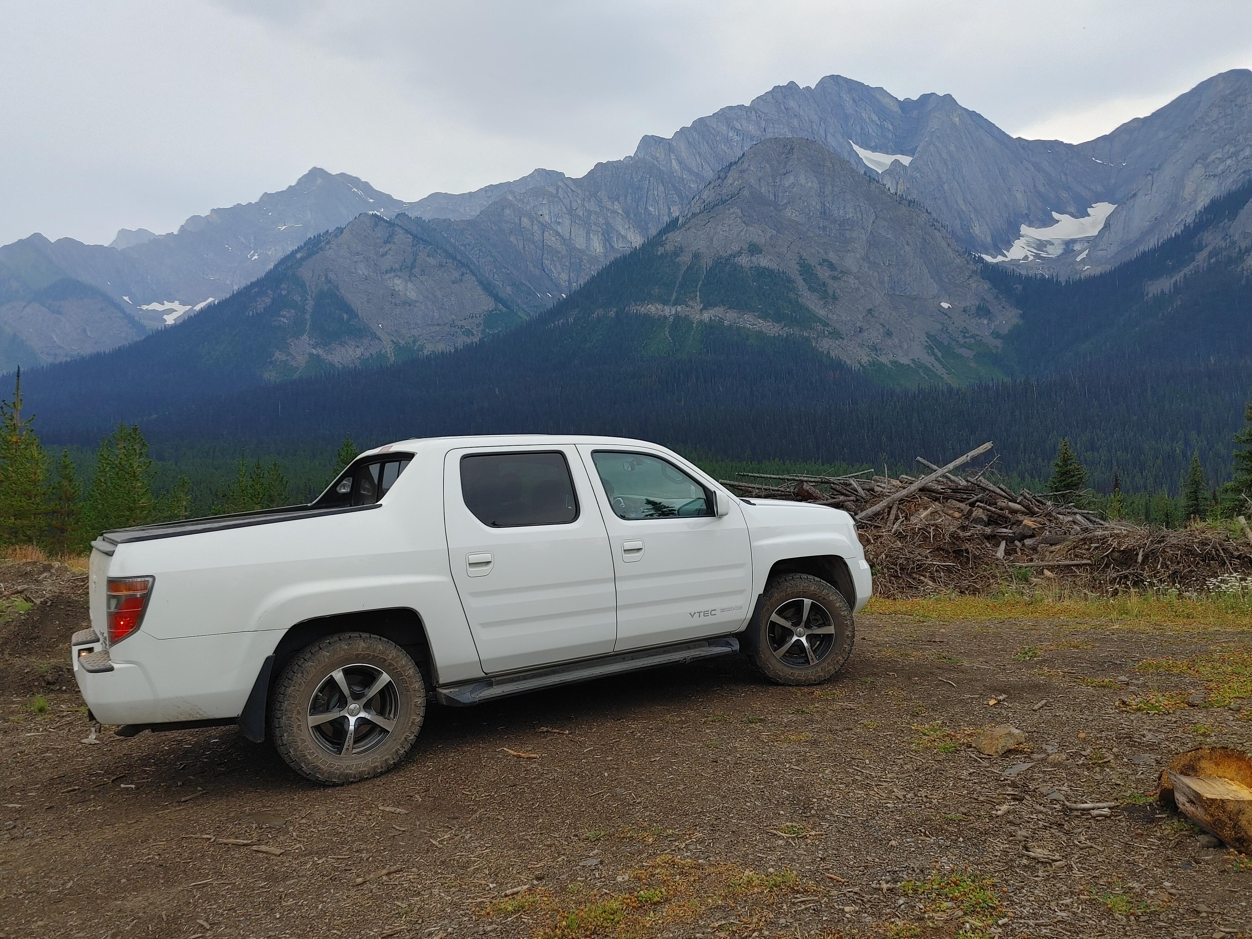 Ridgelines are street trucks r/hondaridgeline