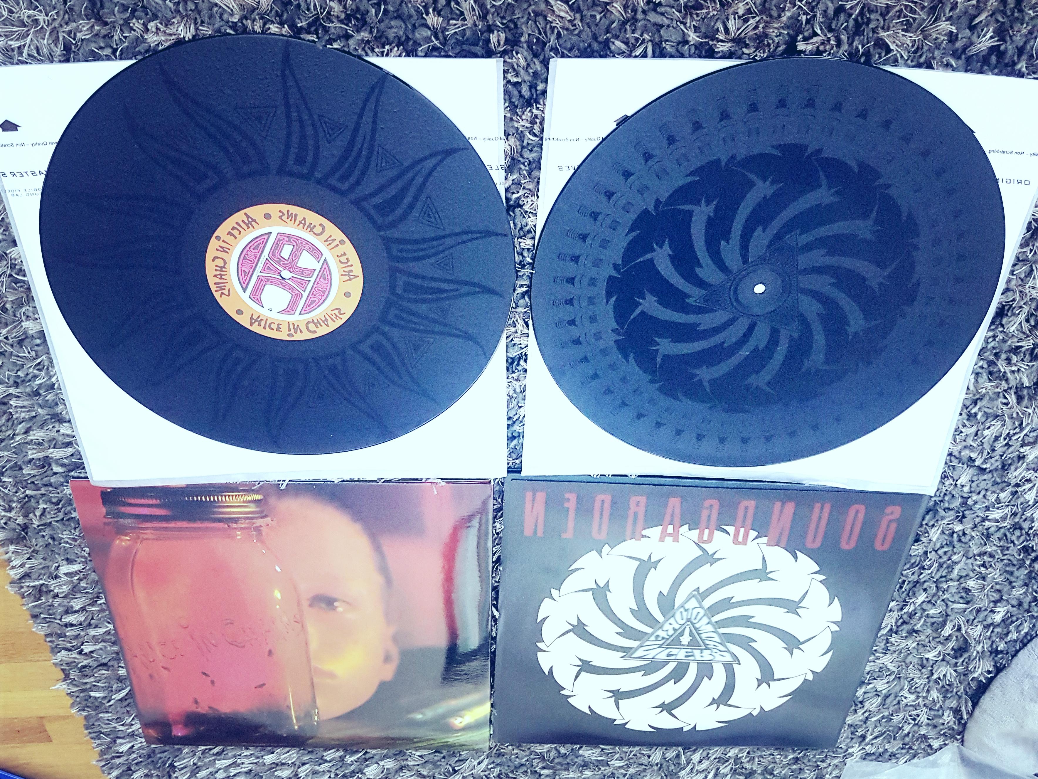 Etched grunge r/vinyl