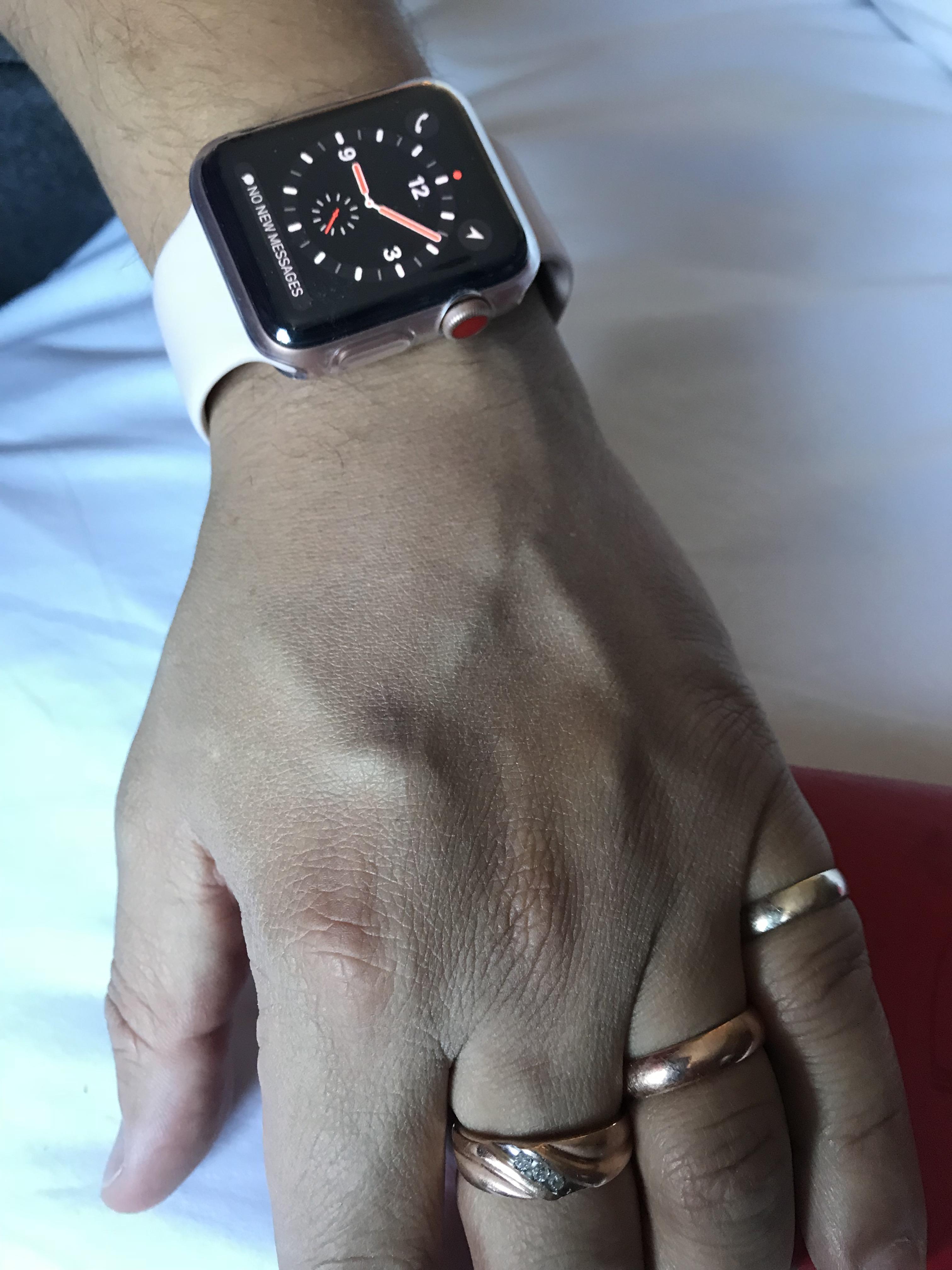 Married to rose gold (pink) Apple watch S3 42mm !! r/AppleWatch