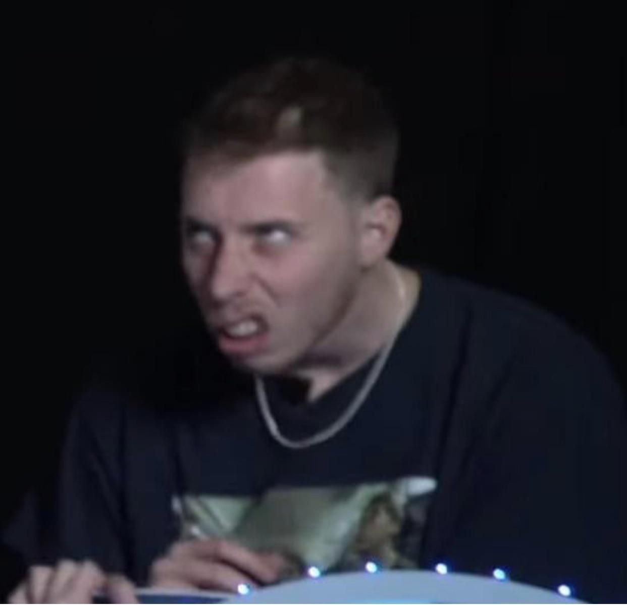 I think we’ve found our new cursed picture of cal r/Calfreezy