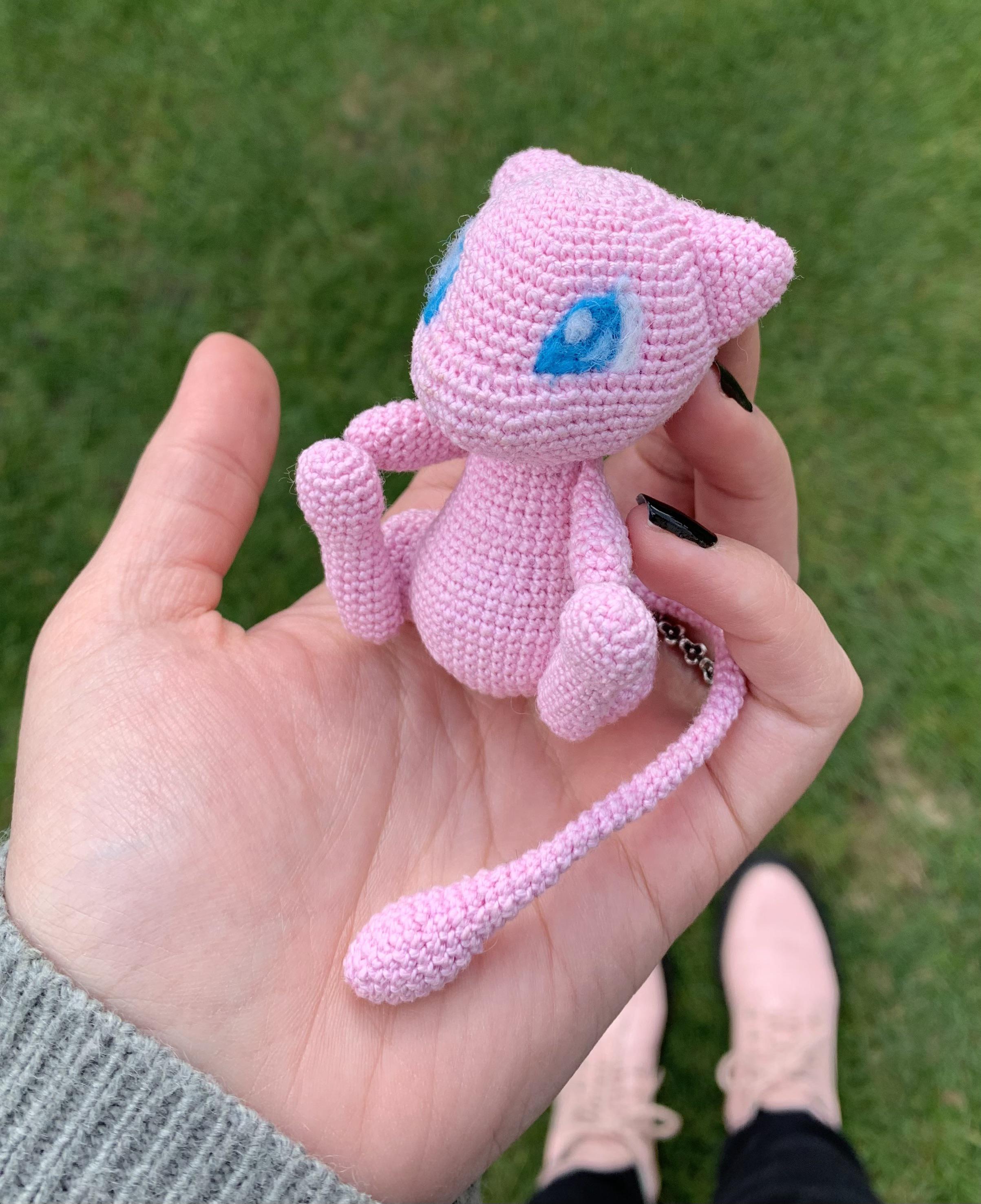 Mini Mew 🌸 handmade by me Alinigurumi. Pattern 1UpCrochet 💕 r/crochet