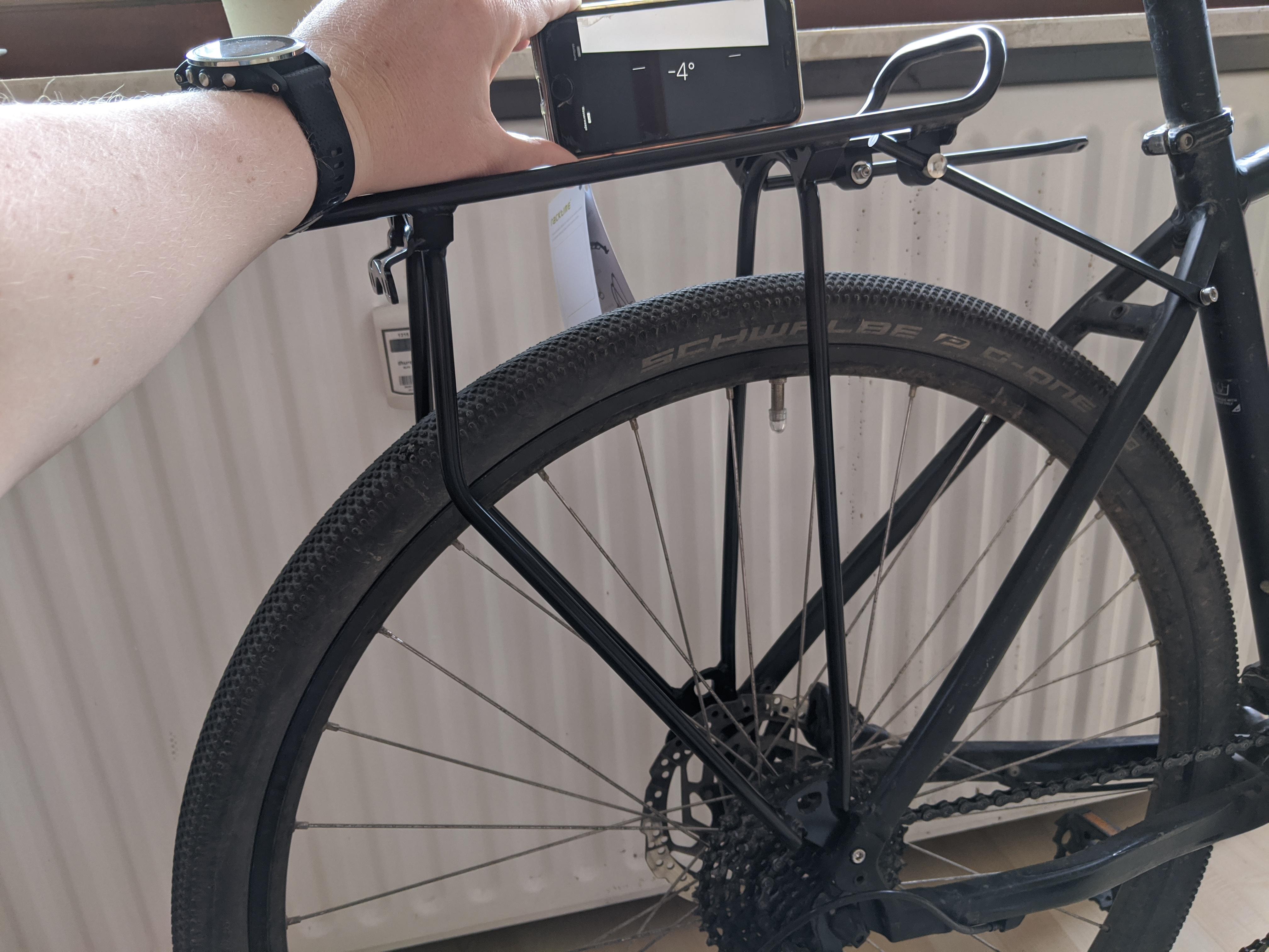 Does a rack need to be completely horizontal to be stable? Want to do