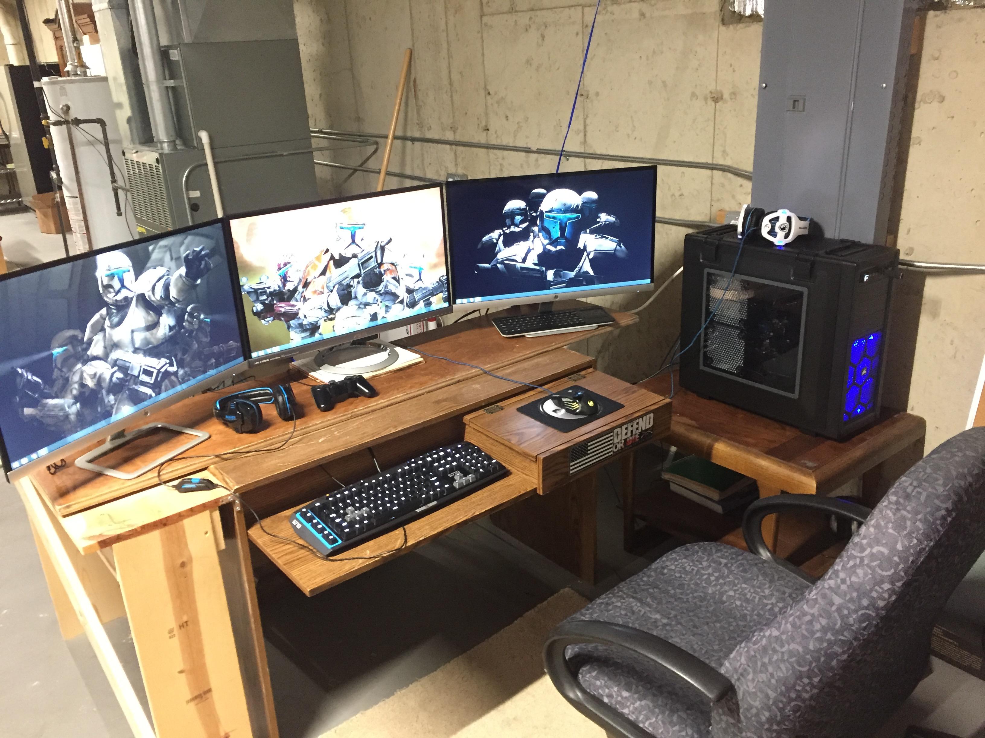 Finally got my 3 monitors. And 2 desktops! (More Pics in comments) r