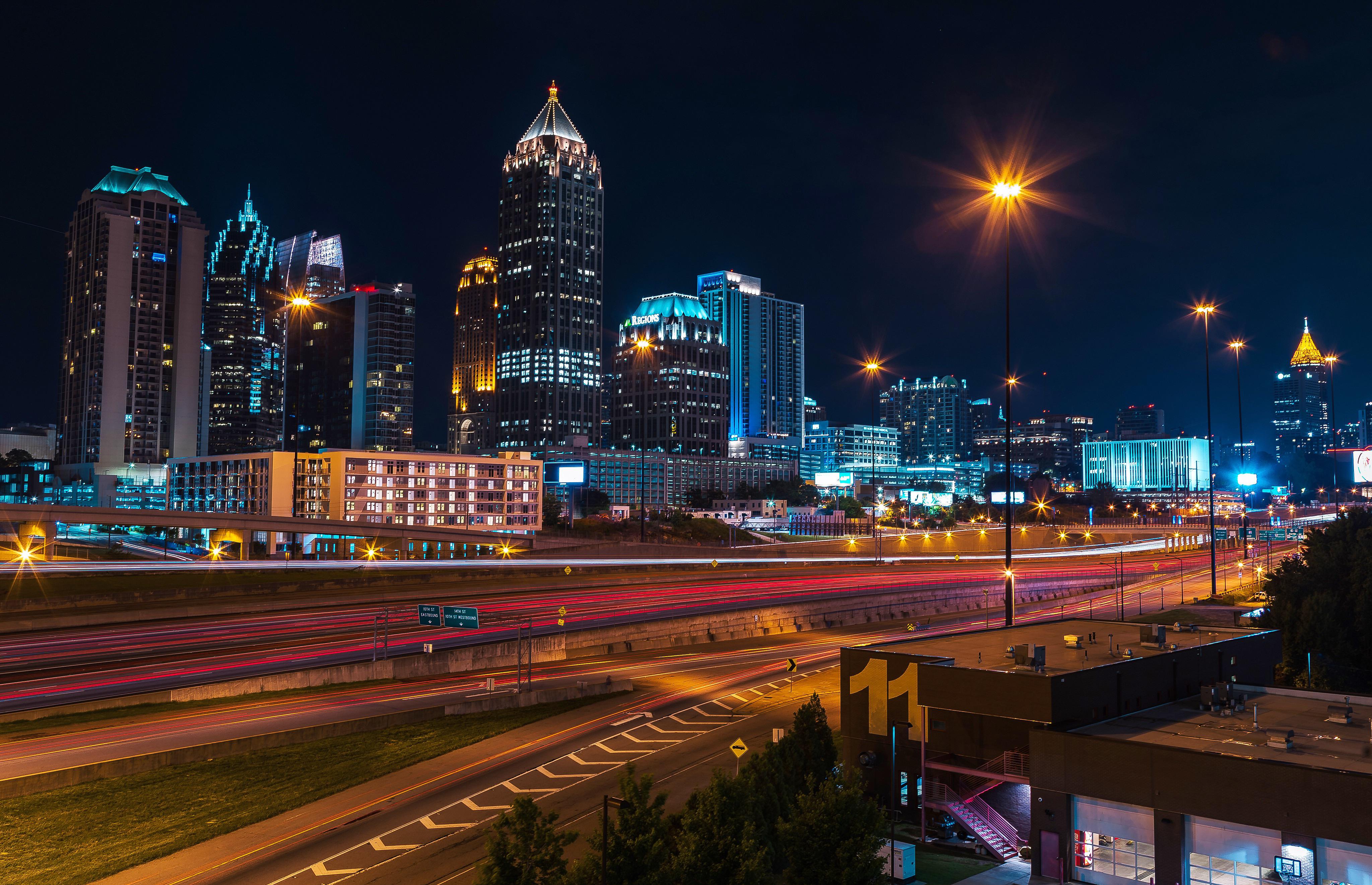 Atlanta skyline from 17th Street bridge. [oc] CityPorn
